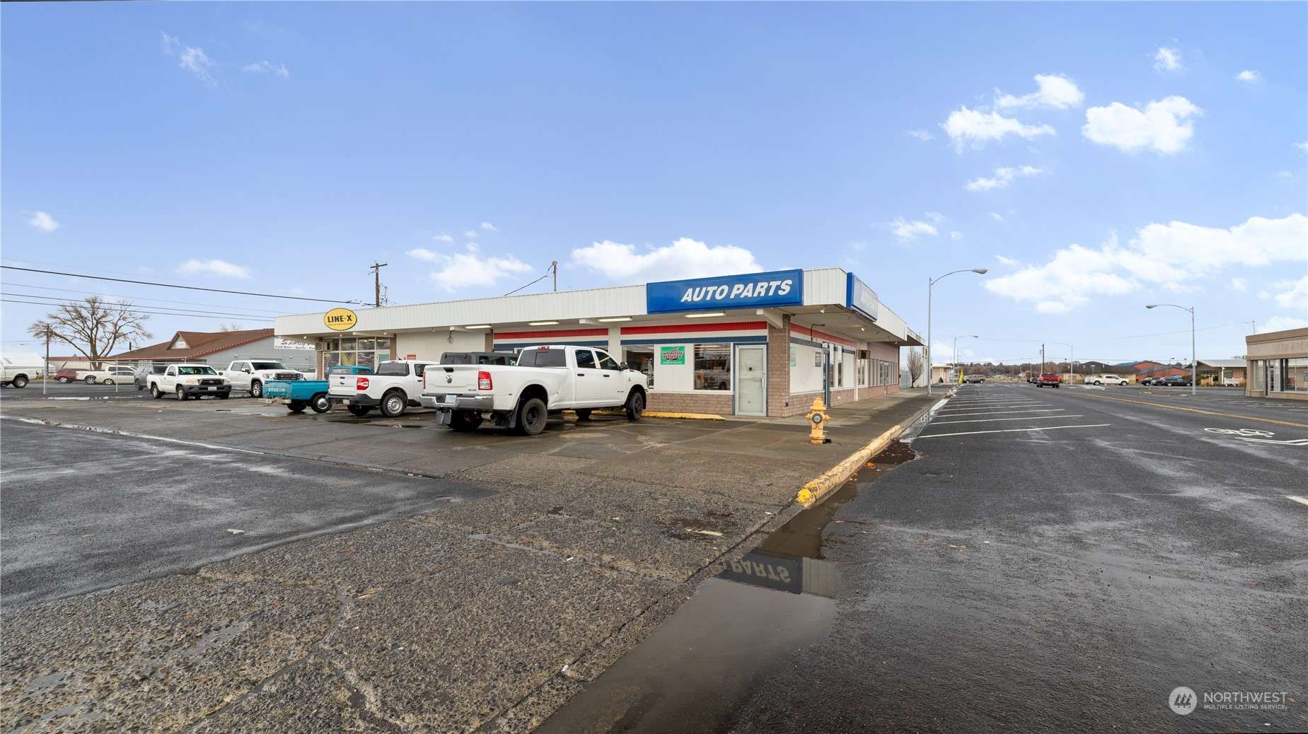Moses Lake, WA 98837,508 E 3rd AVE