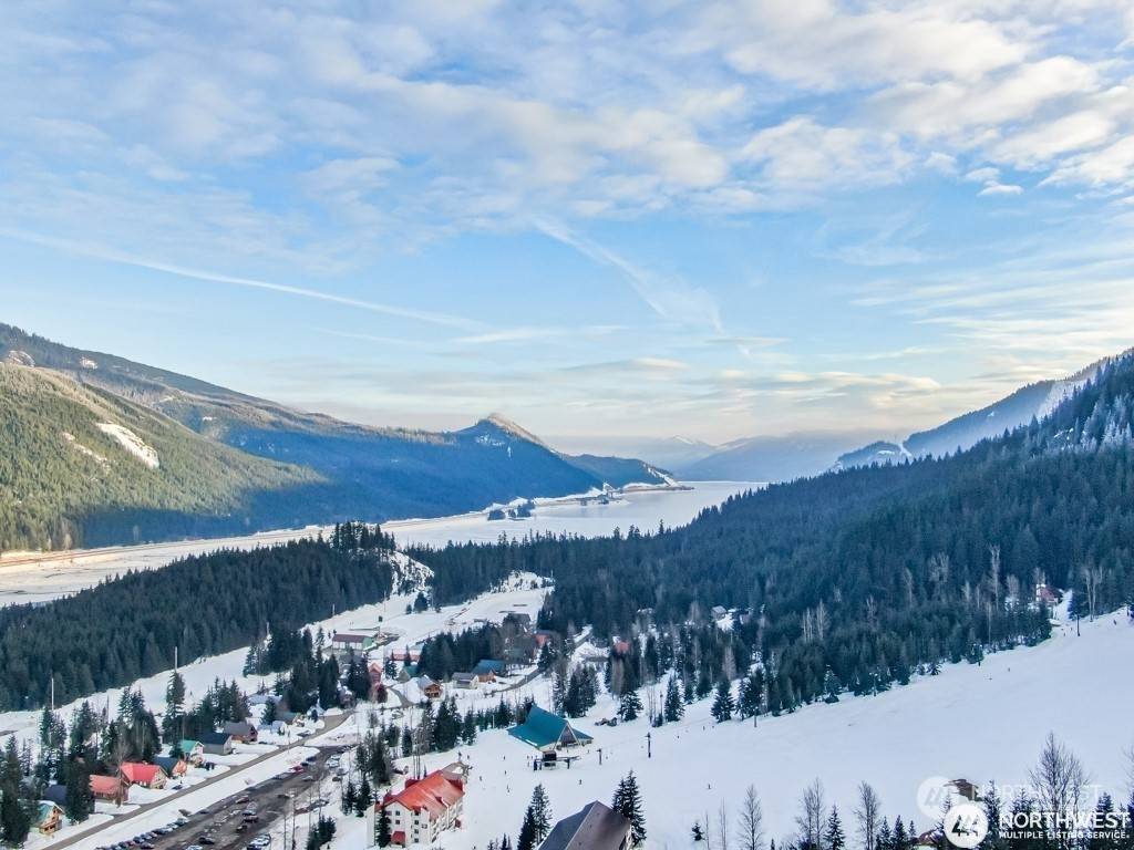 Snoqualmie Pass, WA 98068,60 Chamonix PL