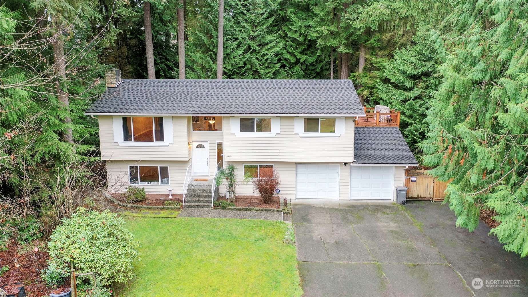 Edmonds, WA 98026,14329 64TH AVE W