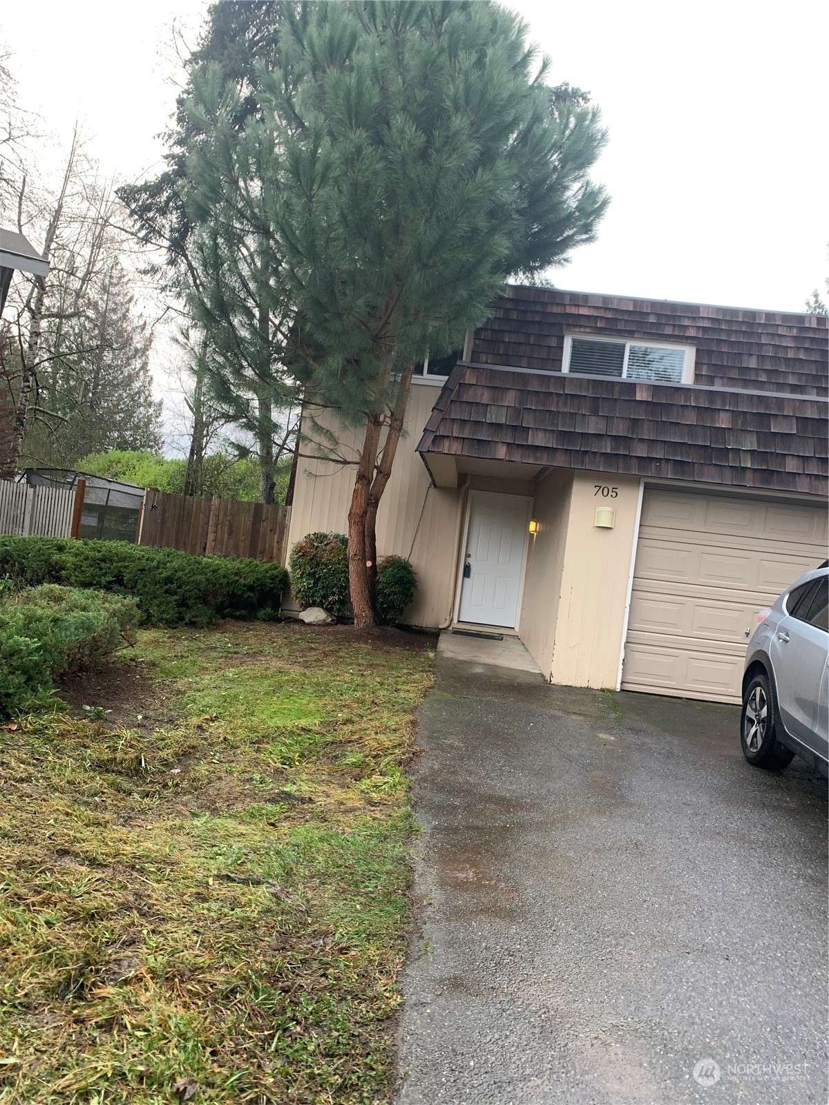 Bellevue, WA 98007,705 143rd PL SE