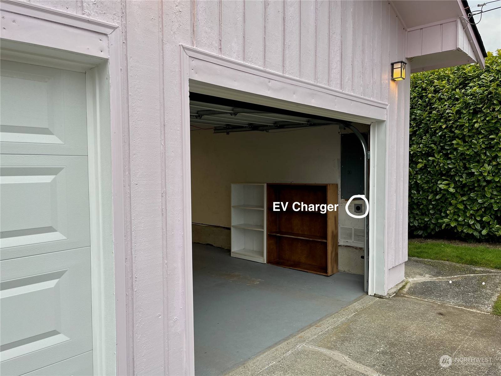 Tacoma, WA 98465,8433 S 18th ST