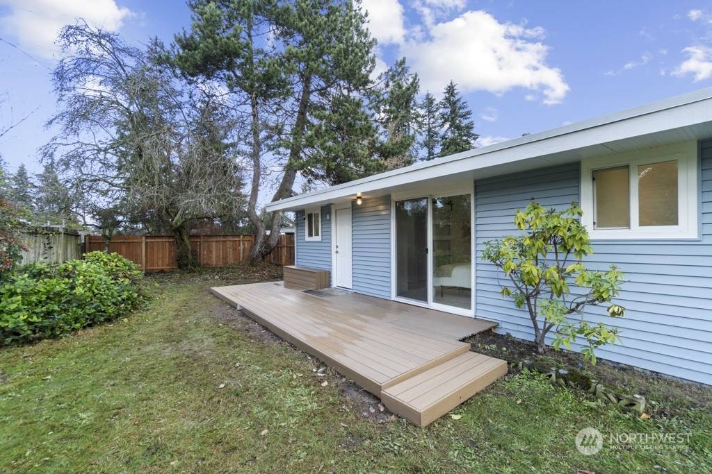 Shoreline, WA 98133,1615 N 196th PL