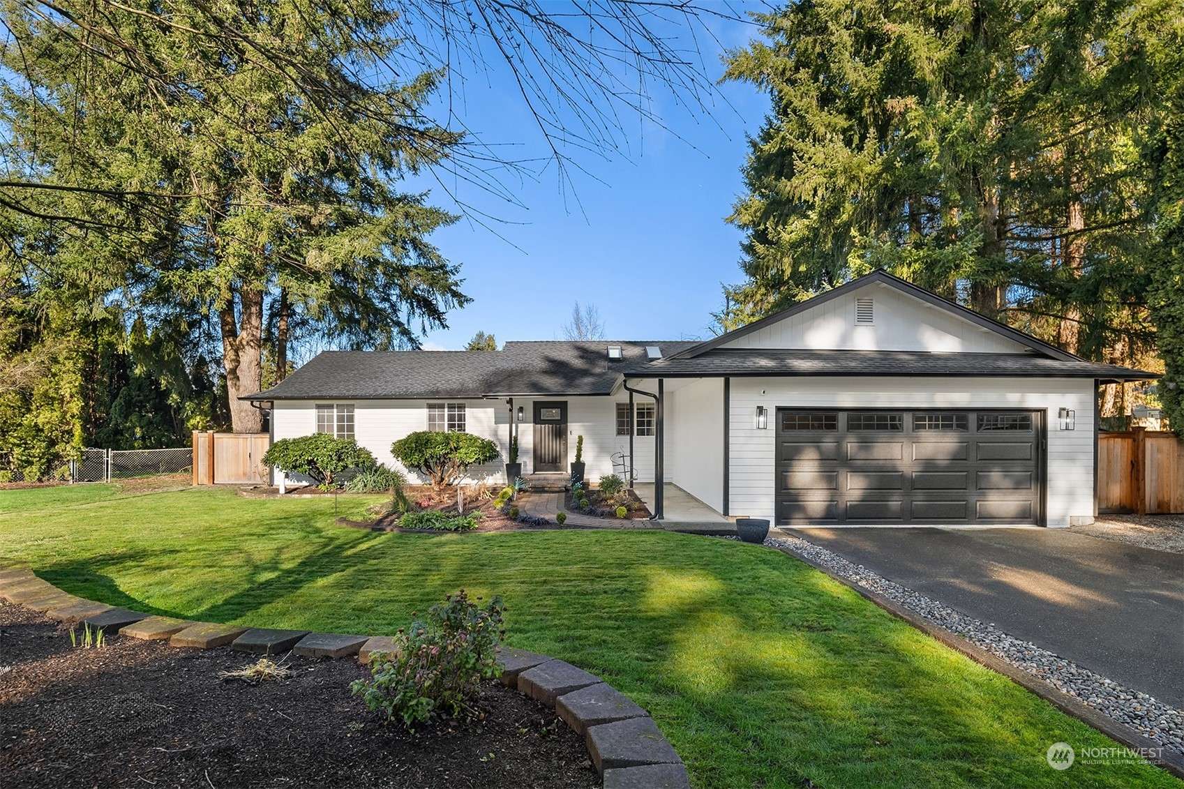 Carnation, WA 98014,32204 Queens CT