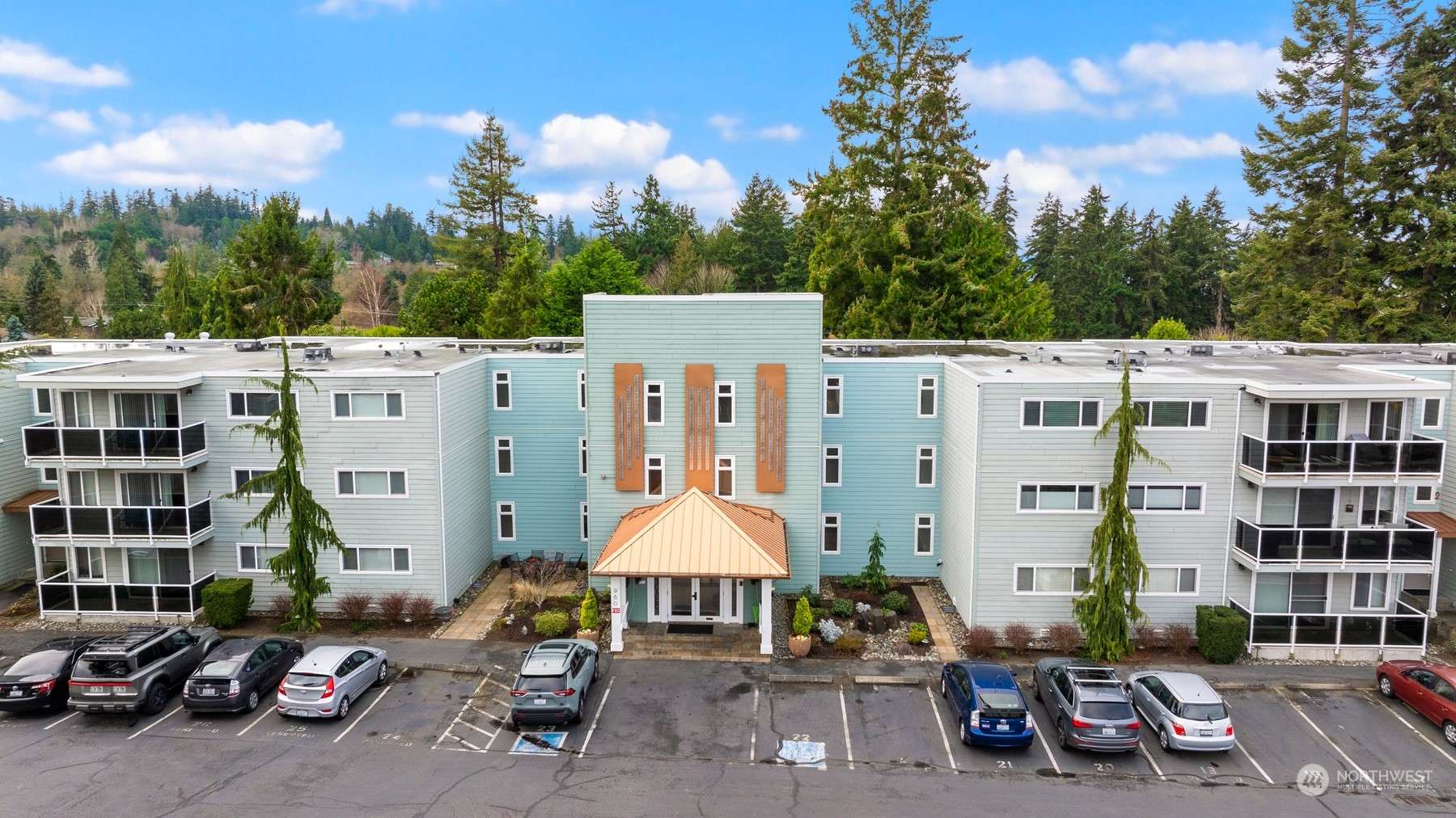 Edmonds, WA 98020,960 5th AVE S #205