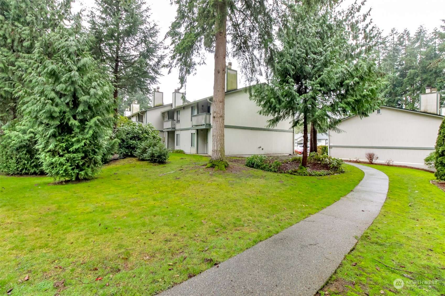 Federal Way, WA 98003,416 S 321st PL #J3