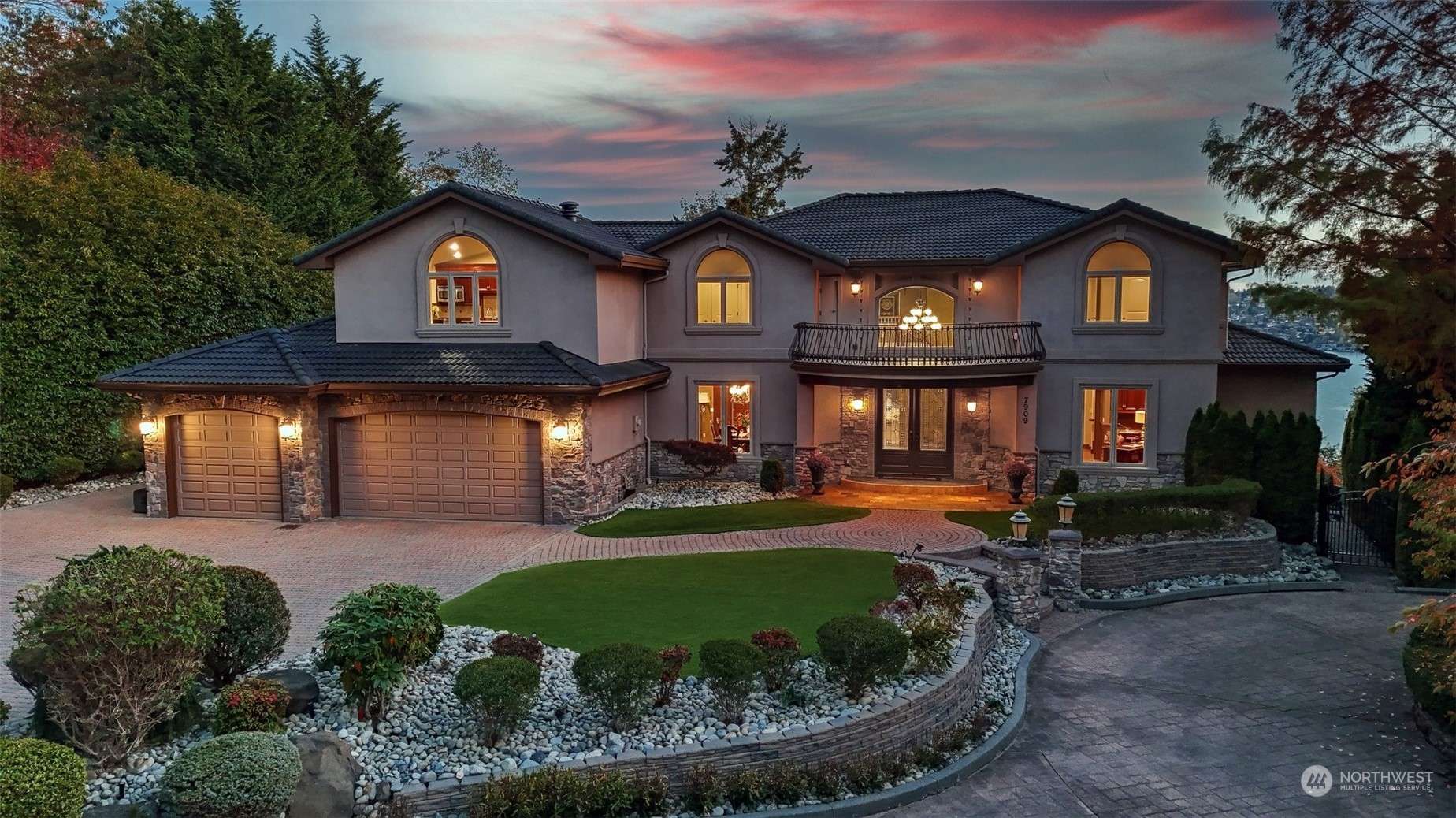 Mercer Island, WA 98040,7909 78th AVE SE