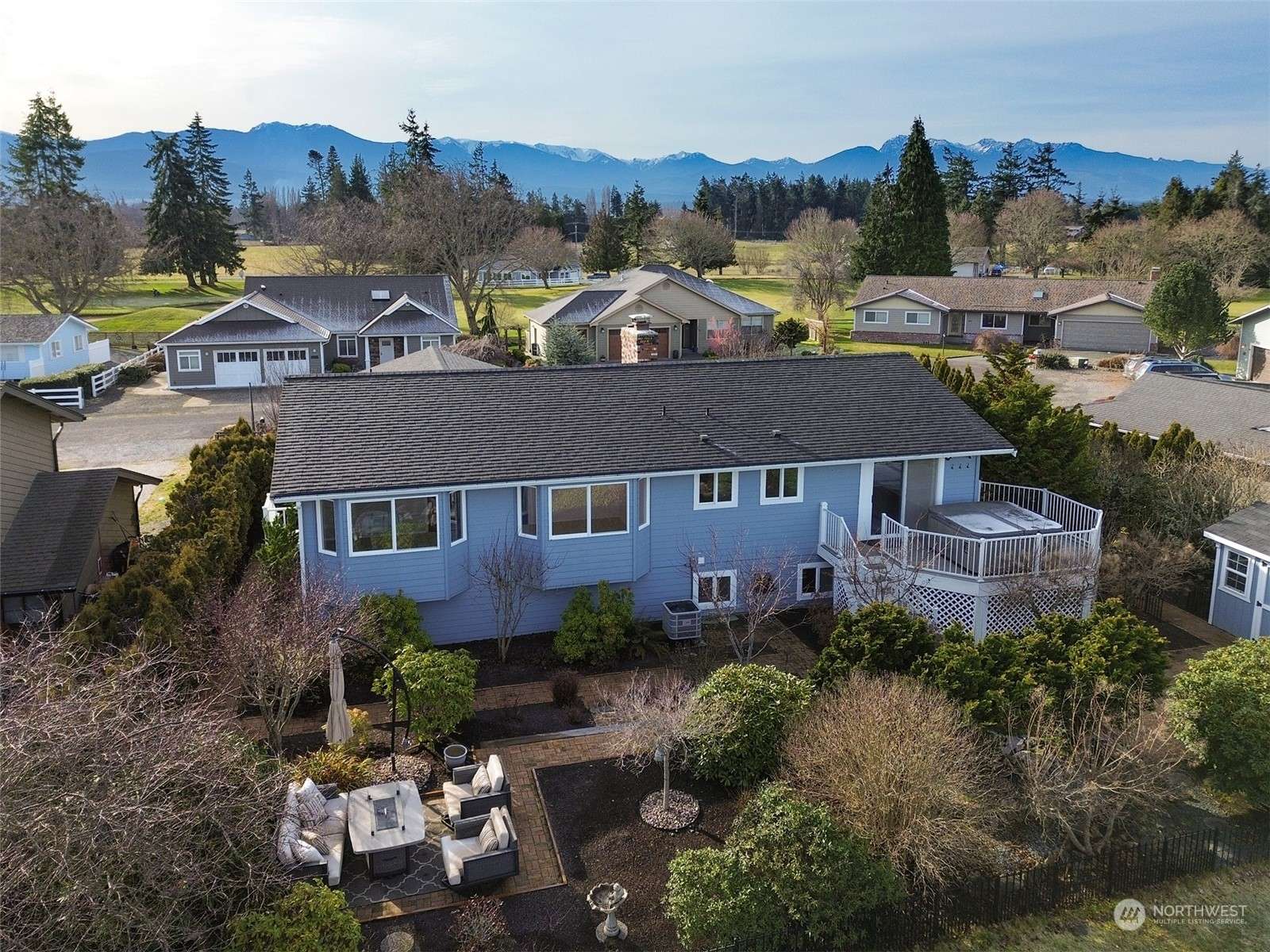 Sequim, WA 98382,280 Meadow Lark LN