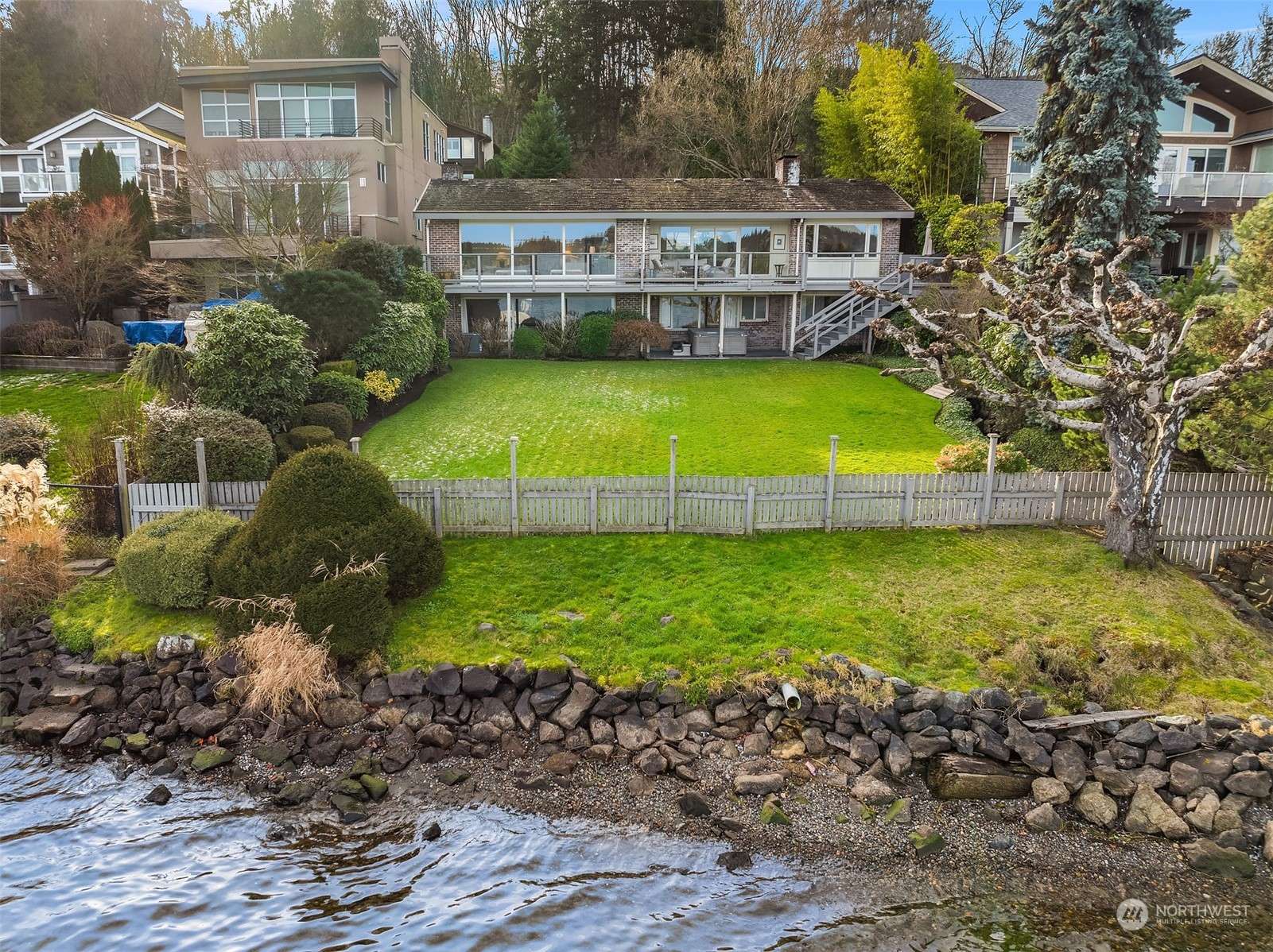 Seattle, WA 98115,8560 Sand Point Way NE