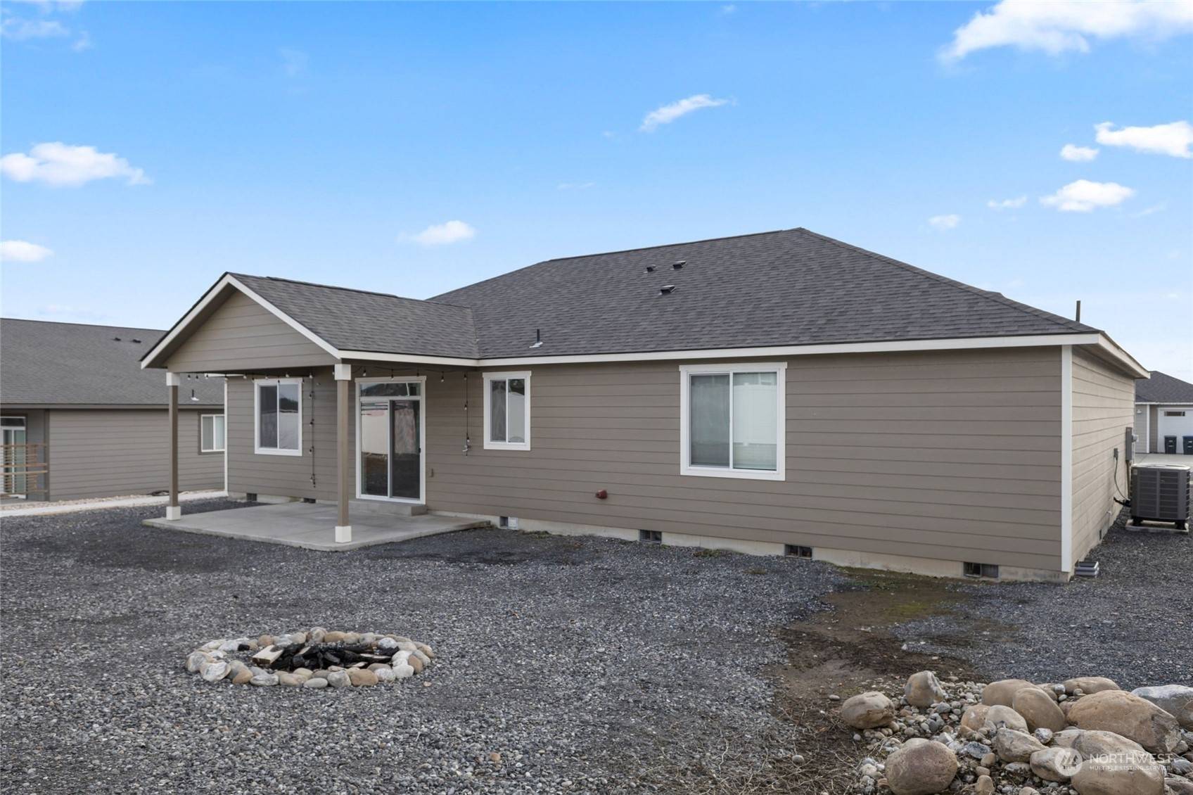 Moses Lake, WA 98837,1404 W Century ST