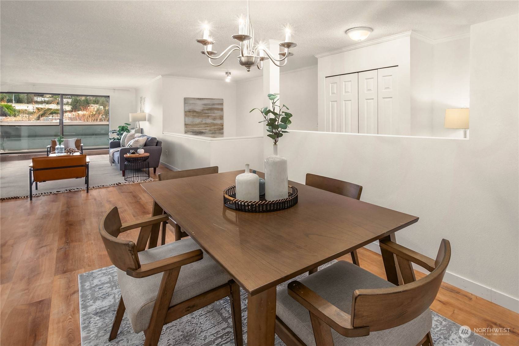 Mercer Island, WA 98040,3030 80th AVE SE #503