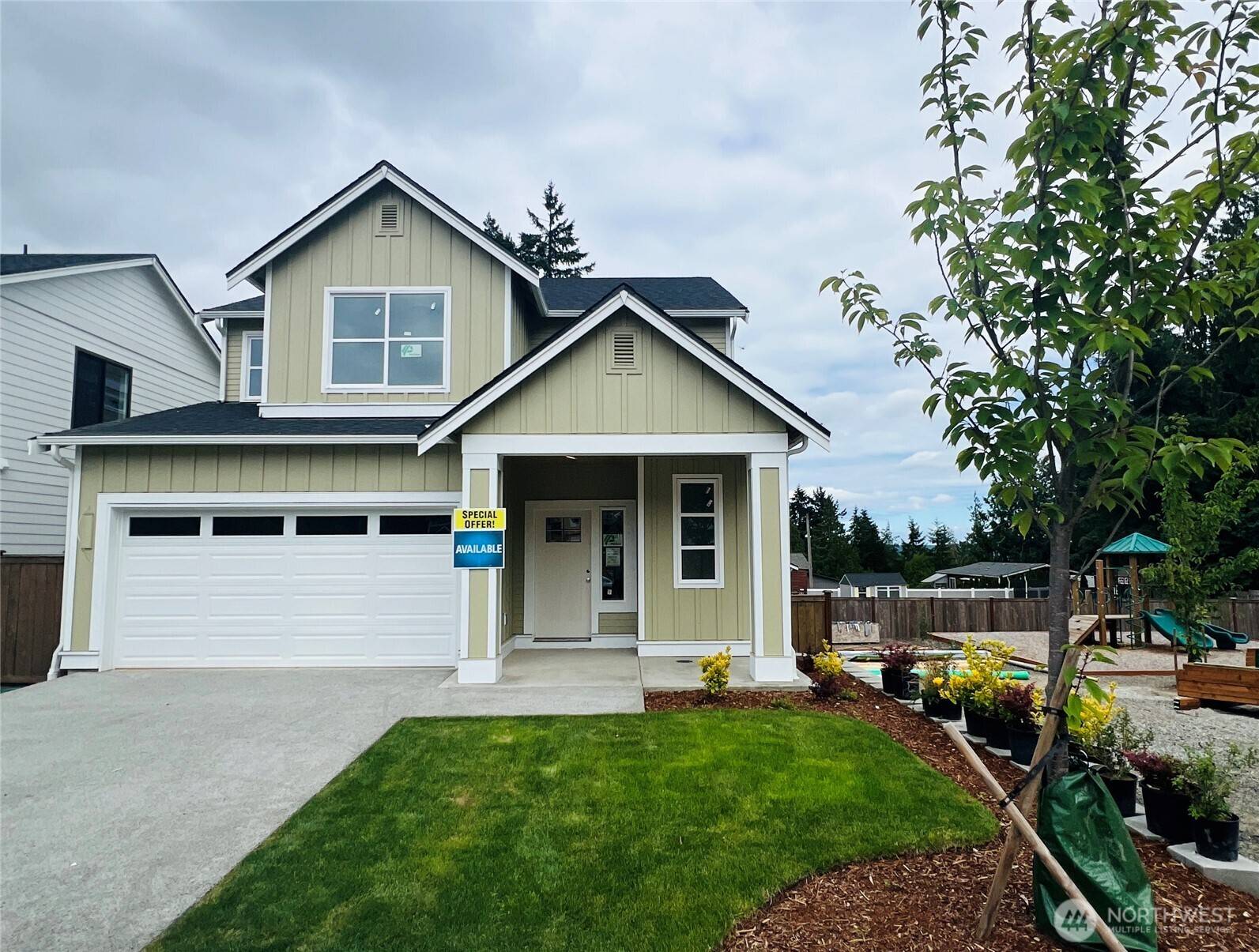 Silverdale, WA 98383,5021 NW Cedarside LOOP