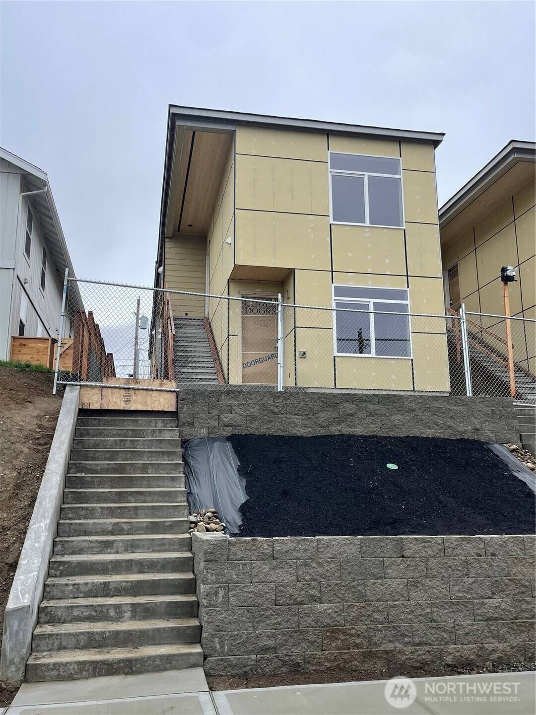 Tacoma, WA 98405,2420 S I ST