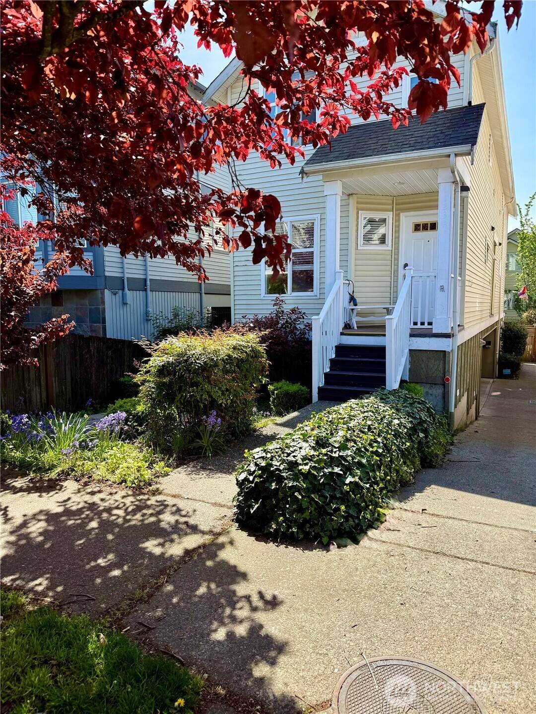 Seattle, WA 98103,1123 A N 93rd ST