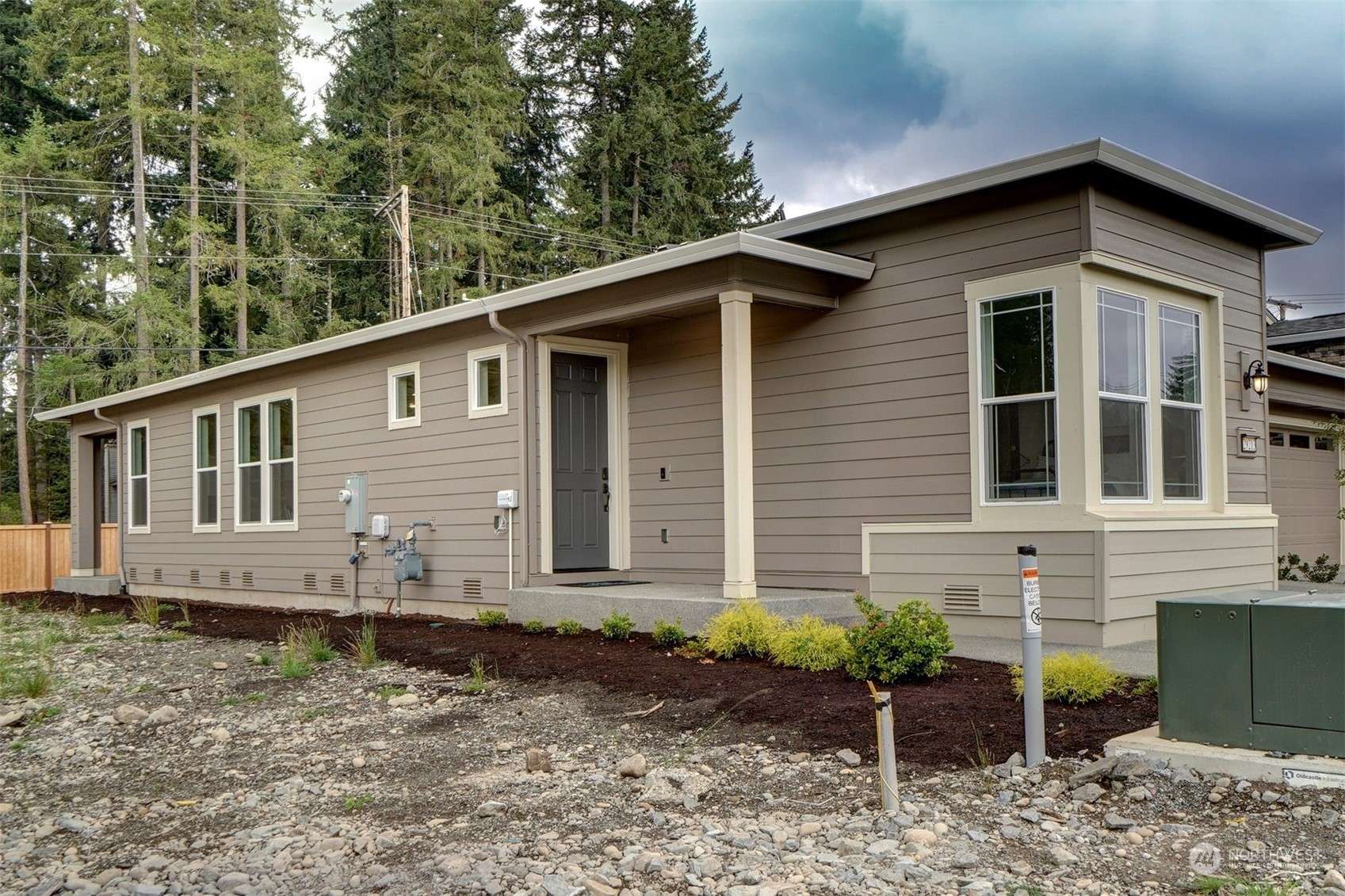 Black Diamond, WA 98010,29213 217th PL SE #2