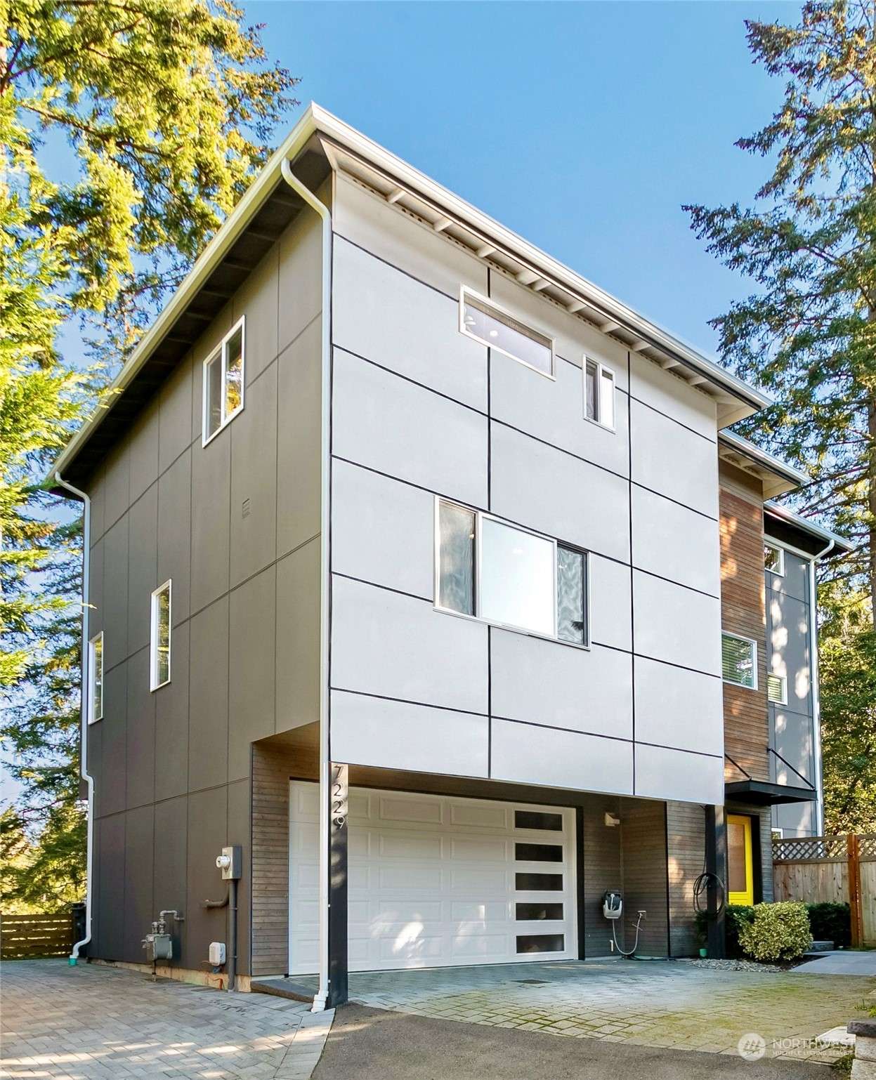 Lakewood, WA 98498,7229 Turquoise DR SW