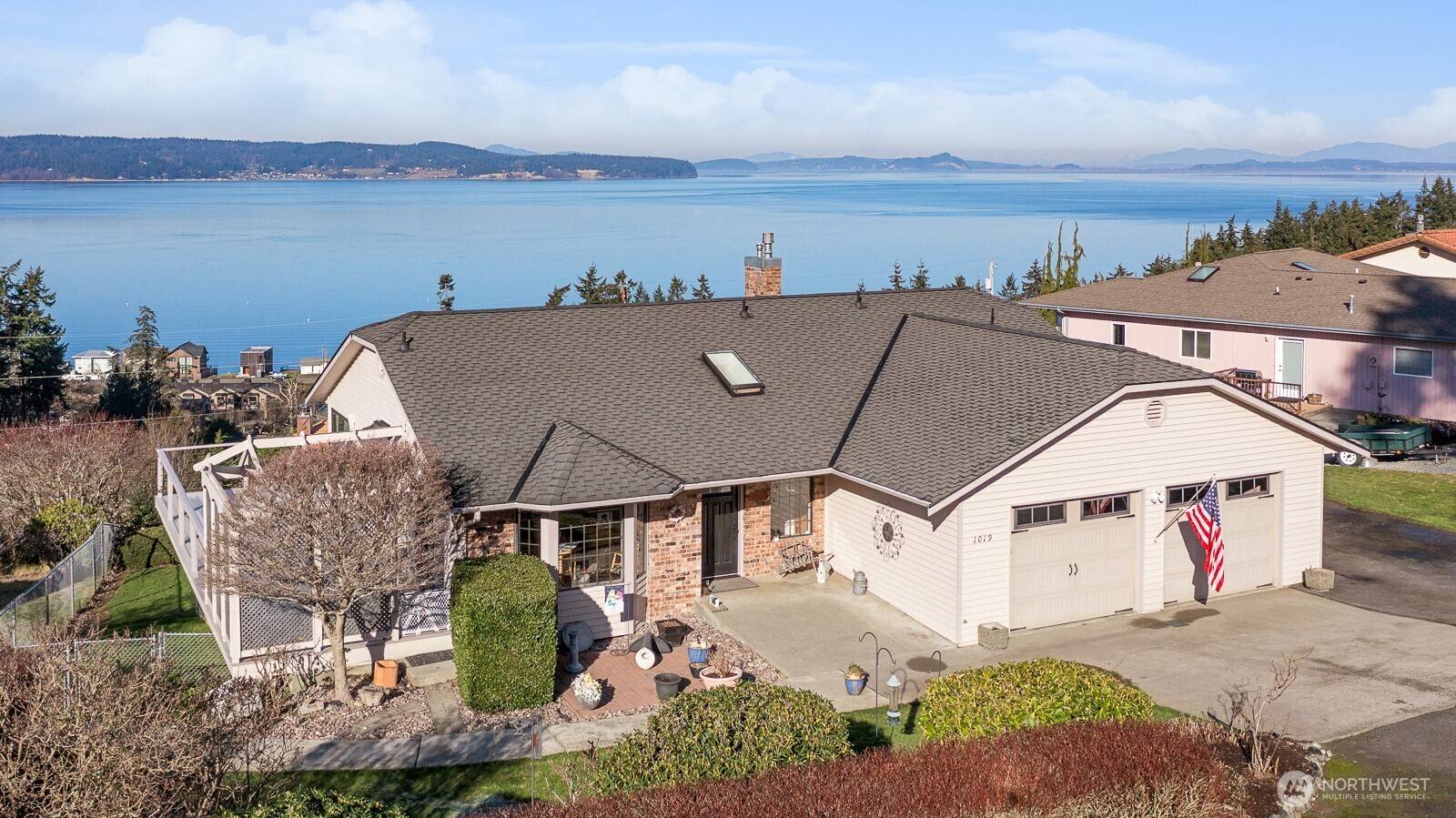 Camano Island, WA 98282,1019 Aqua Vista LN