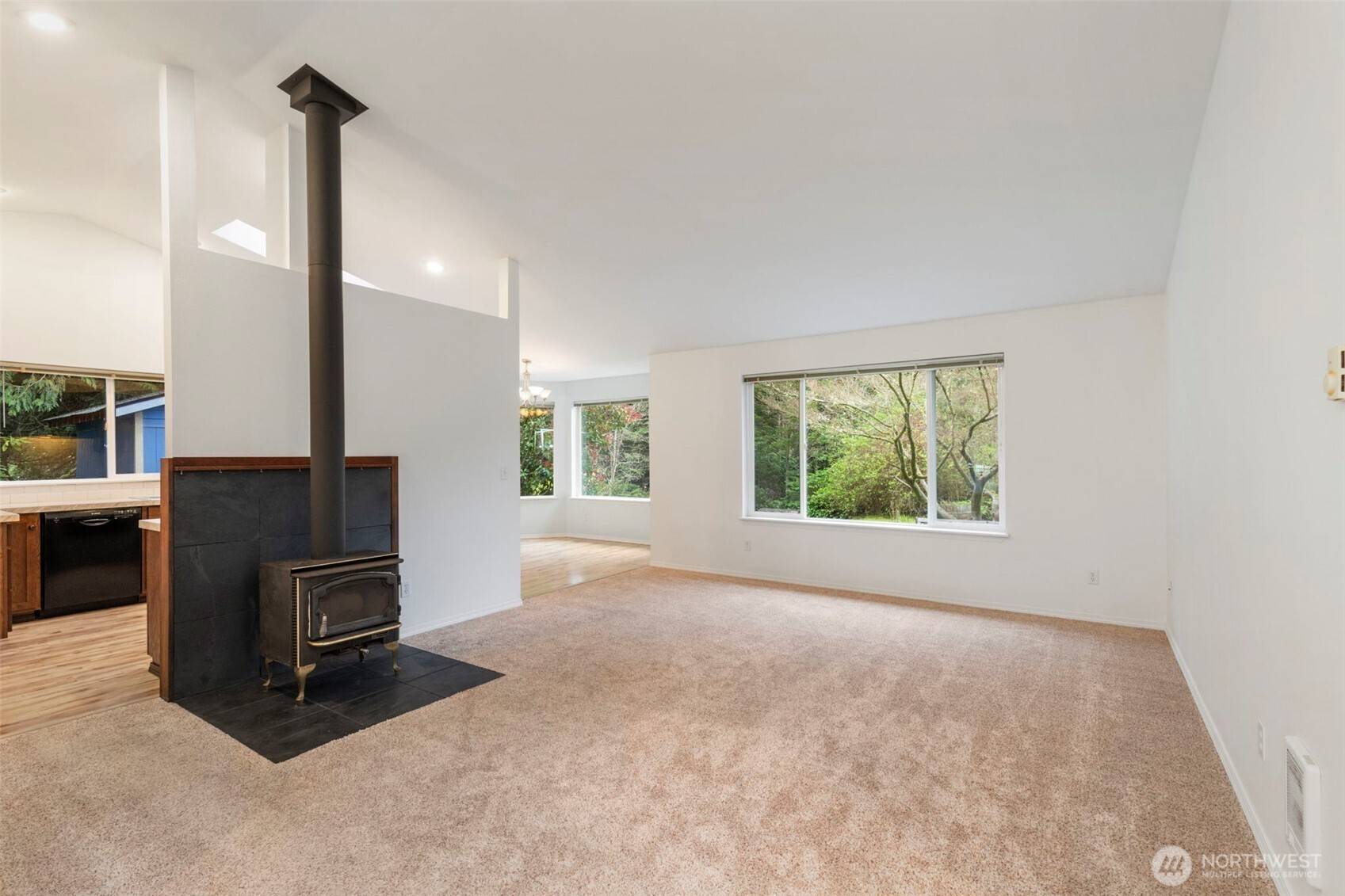 Chimacum, WA 98325,165 Rhody CT