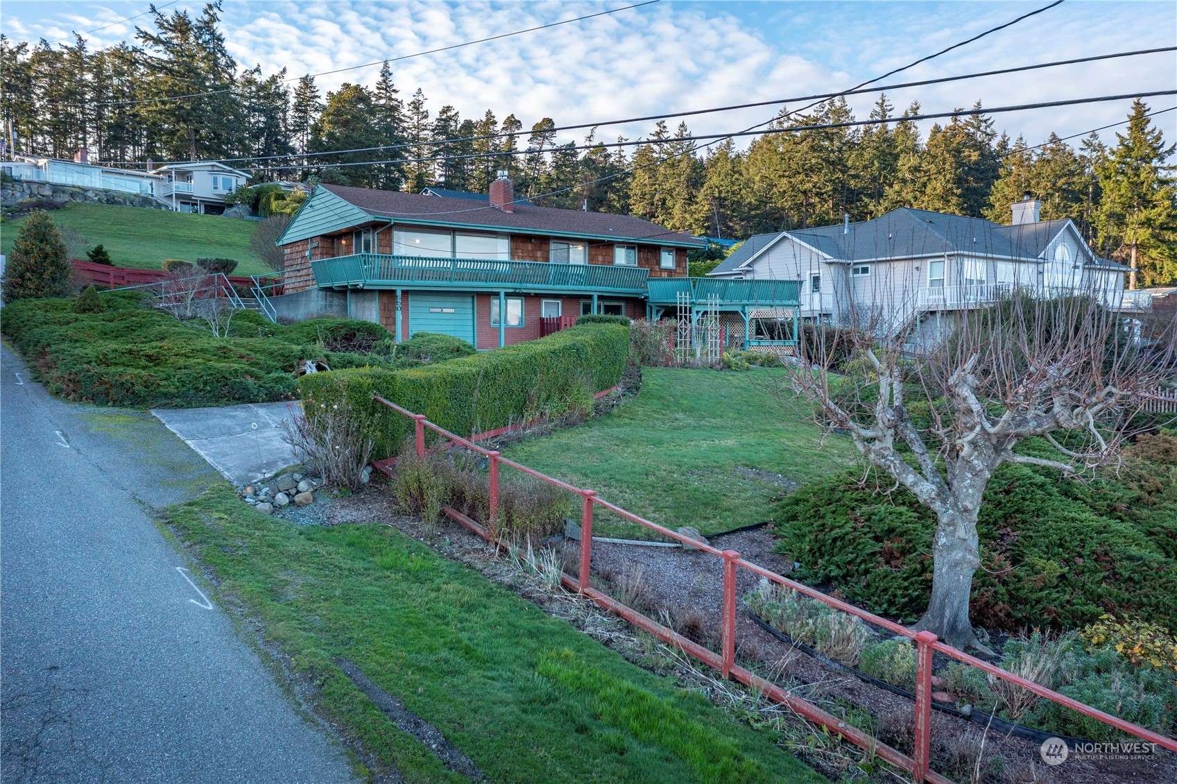 Oak Harbor, WA 98277,550 SW Waterloo AVE