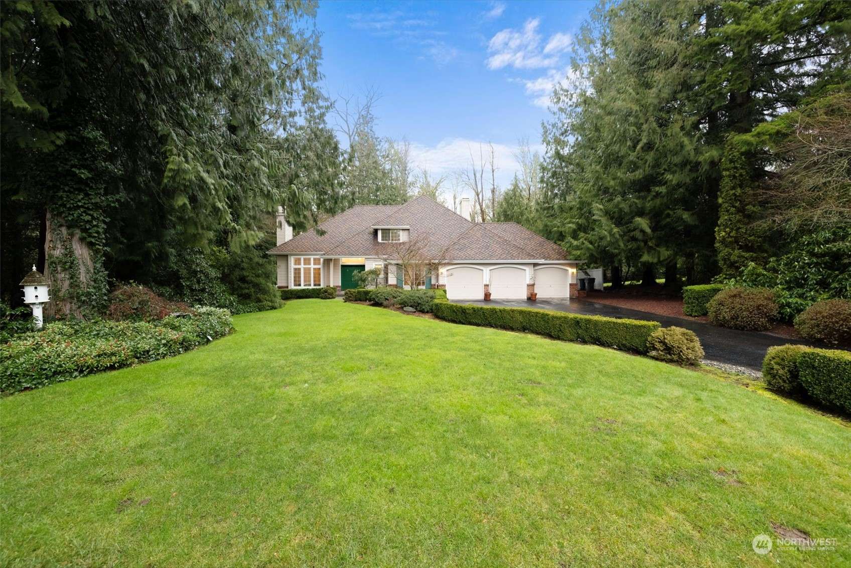 Redmond, WA 98053,23608 NE 54th PL