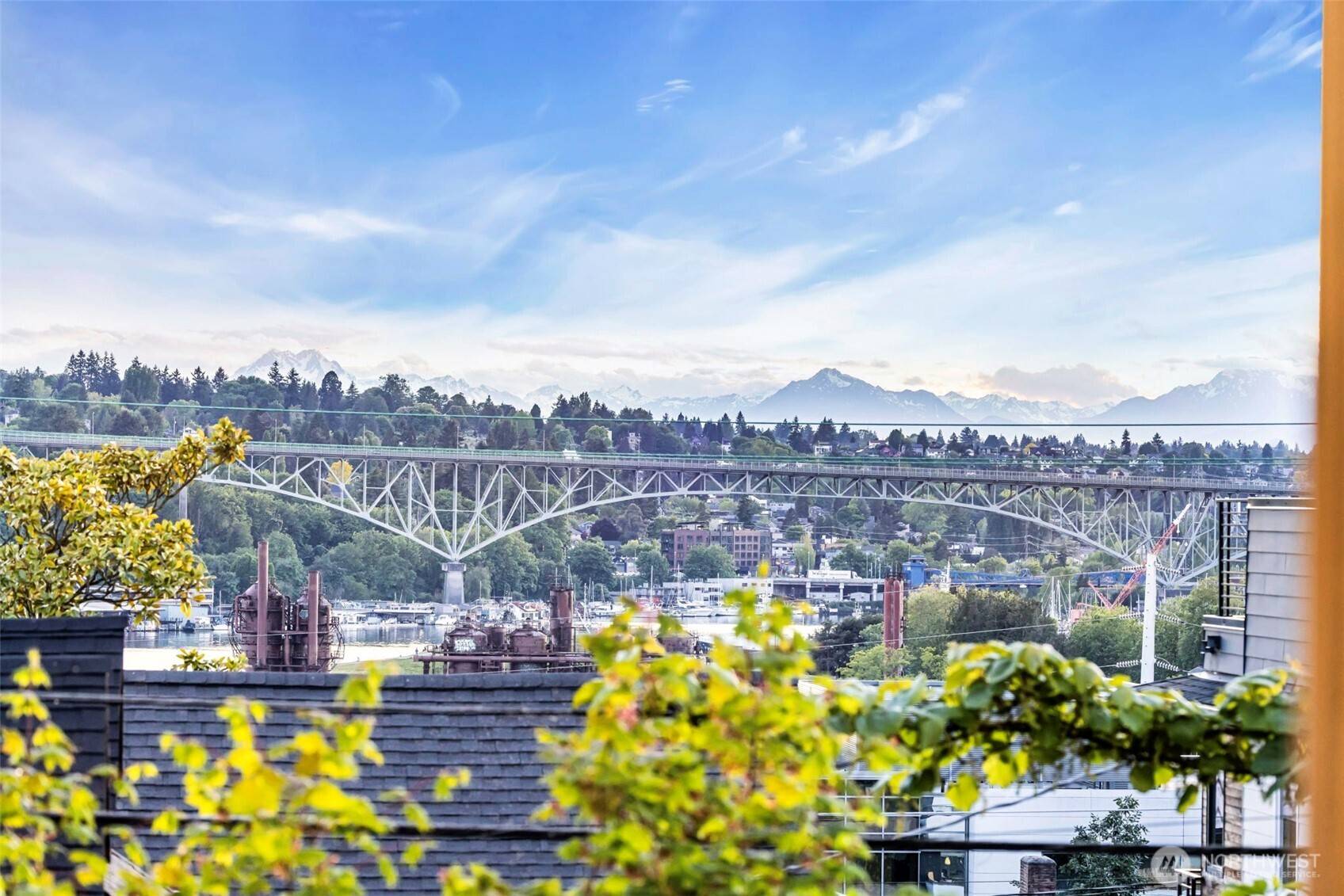 Seattle, WA 98102,2703 Boylston AVE E #103
