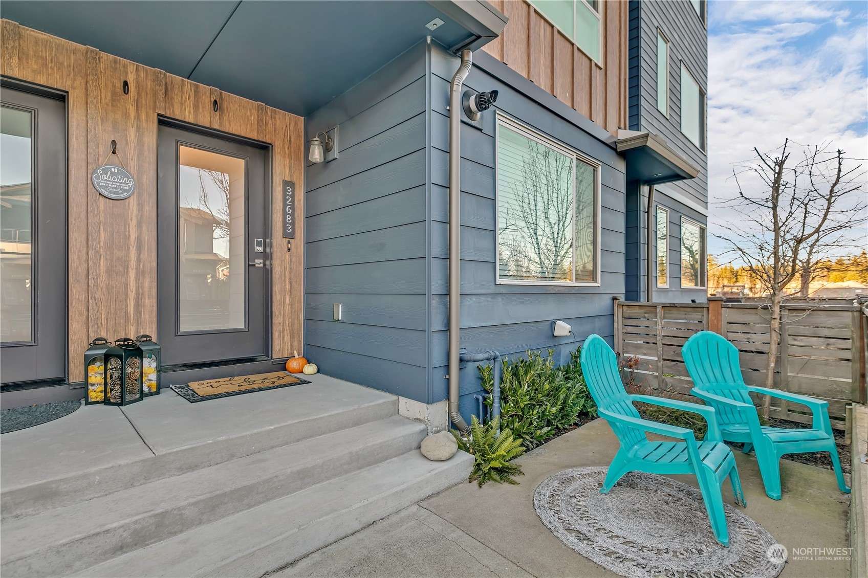 Black Diamond, WA 98010,32683 Madrona AVE SE