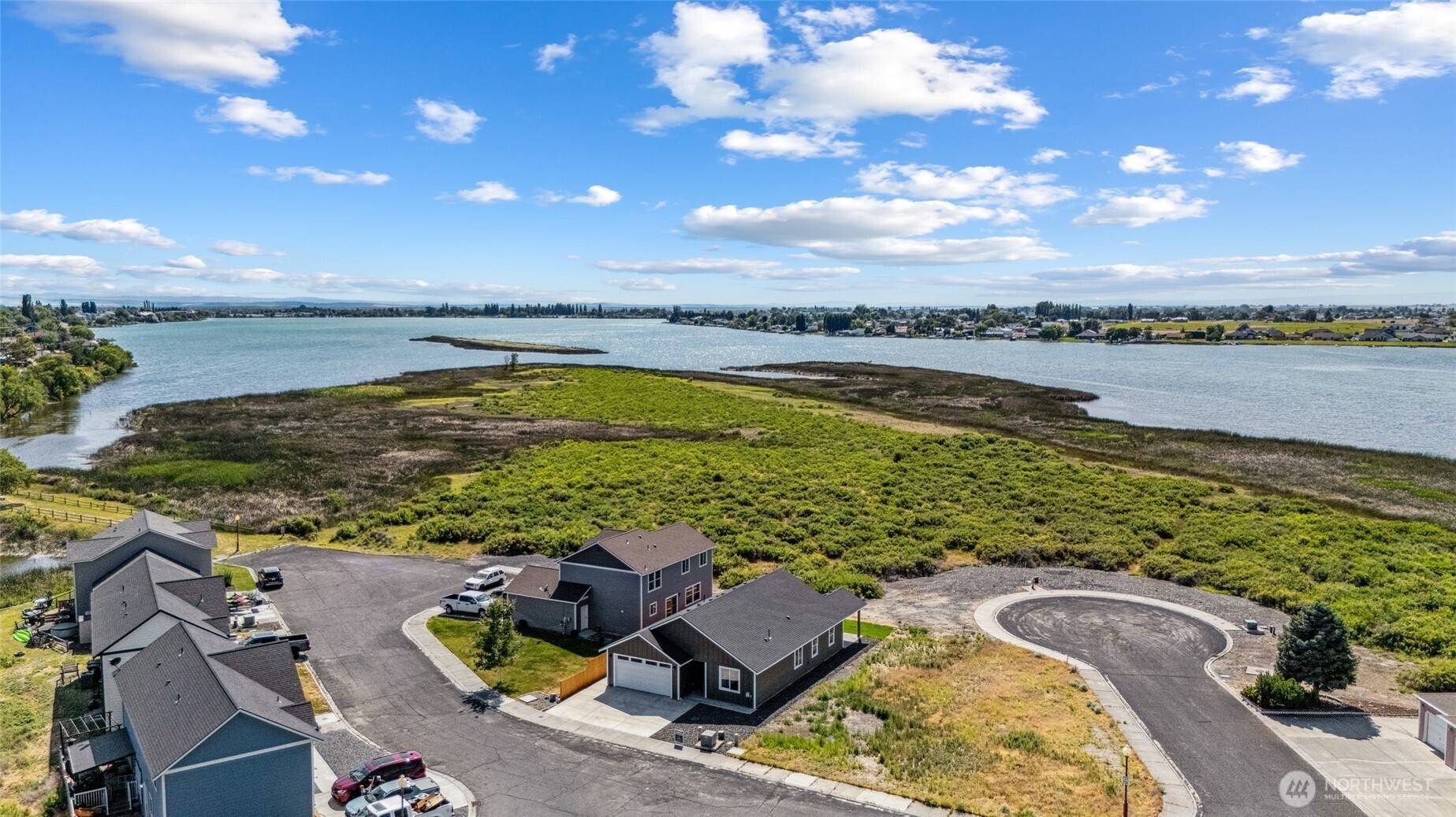 Moses Lake, WA 98837,1300 Marina DR #12
