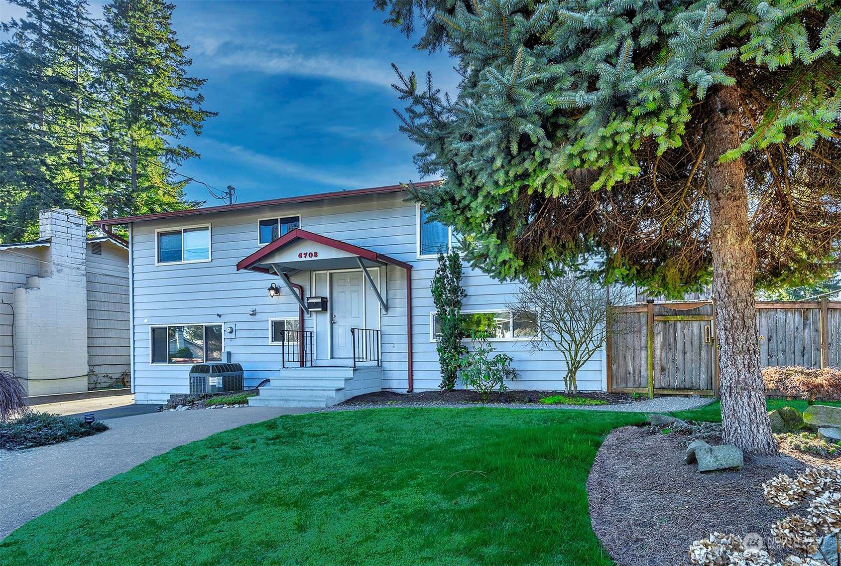 Mountlake Terrace, WA 98043,4708 224 PL SW