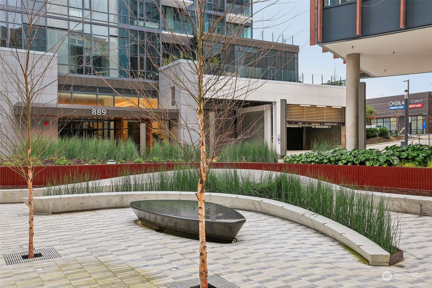 Bellevue, WA 98004,889 Avenue Square NE #2007