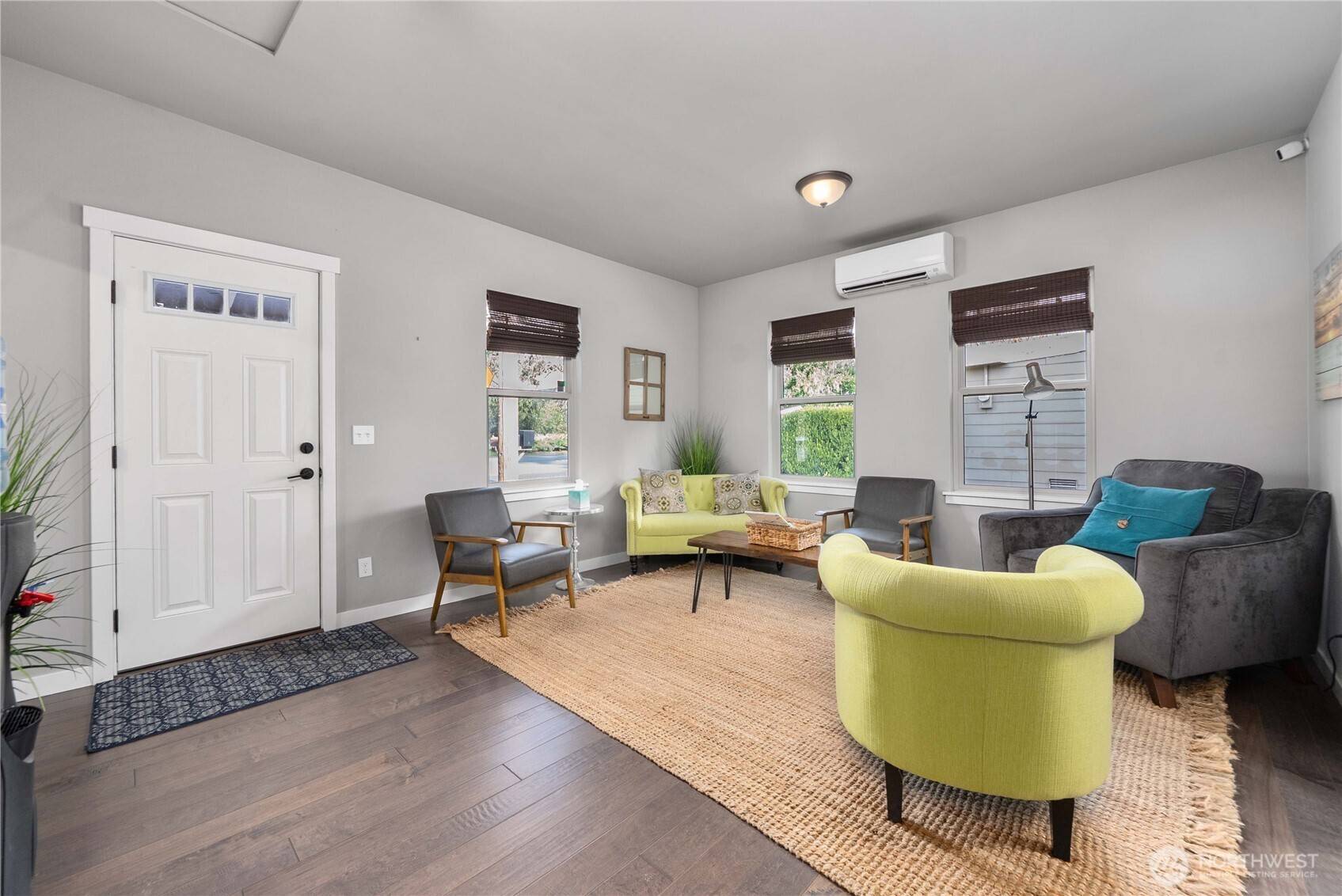 Maple Valley, WA 98038,22807 SE 216th WAY