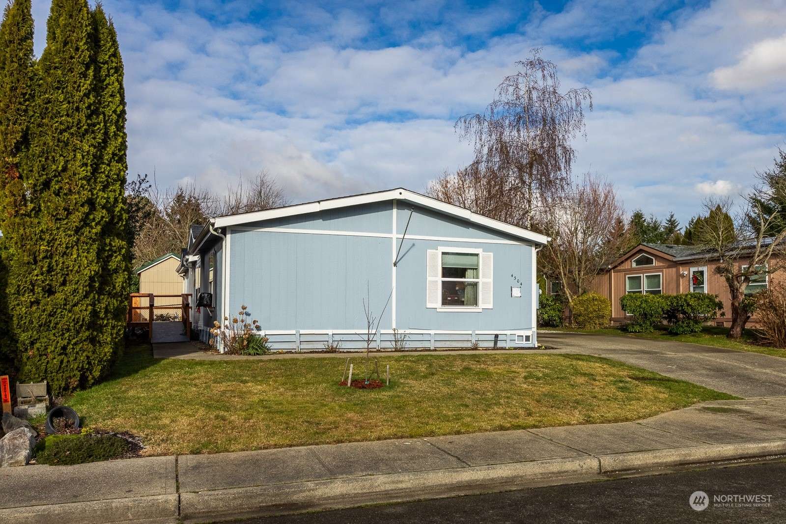 Lacey, WA 98501,4304 Lakeview CT SE