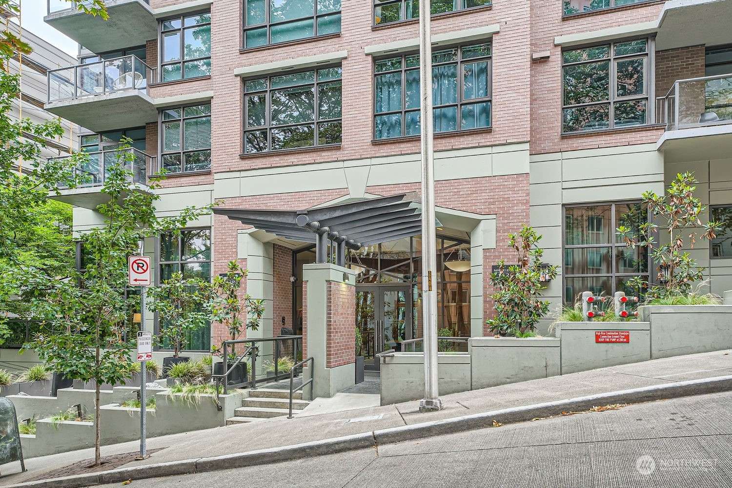 Seattle, WA 98101,1420 Terry AVE #1107