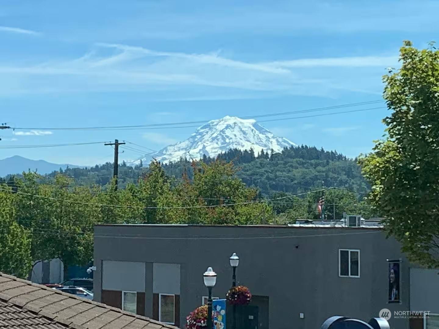 Puyallup, WA 98371,204 S Meridian
