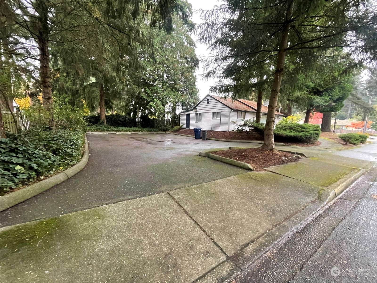 Mountlake Terrace, WA 98043,5800 236th ST SW