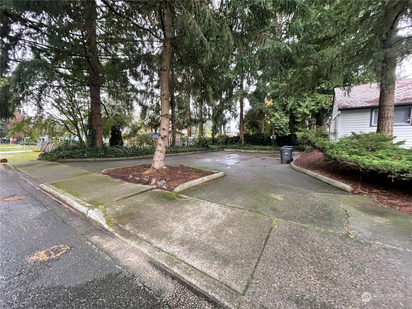 Mountlake Terrace, WA 98043,5800 236th ST SW