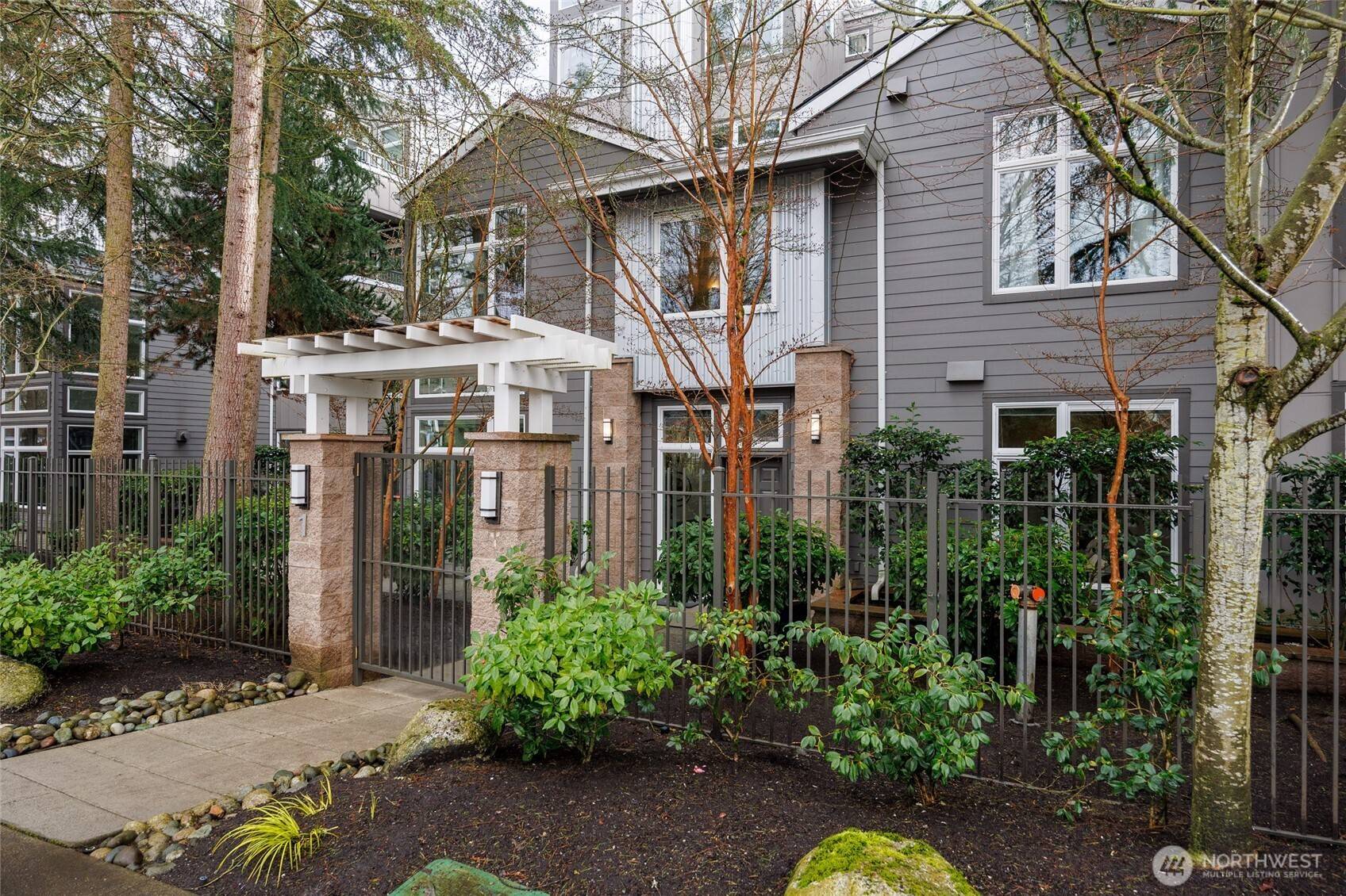 Kirkland, WA 98033,511 7th AVE #1