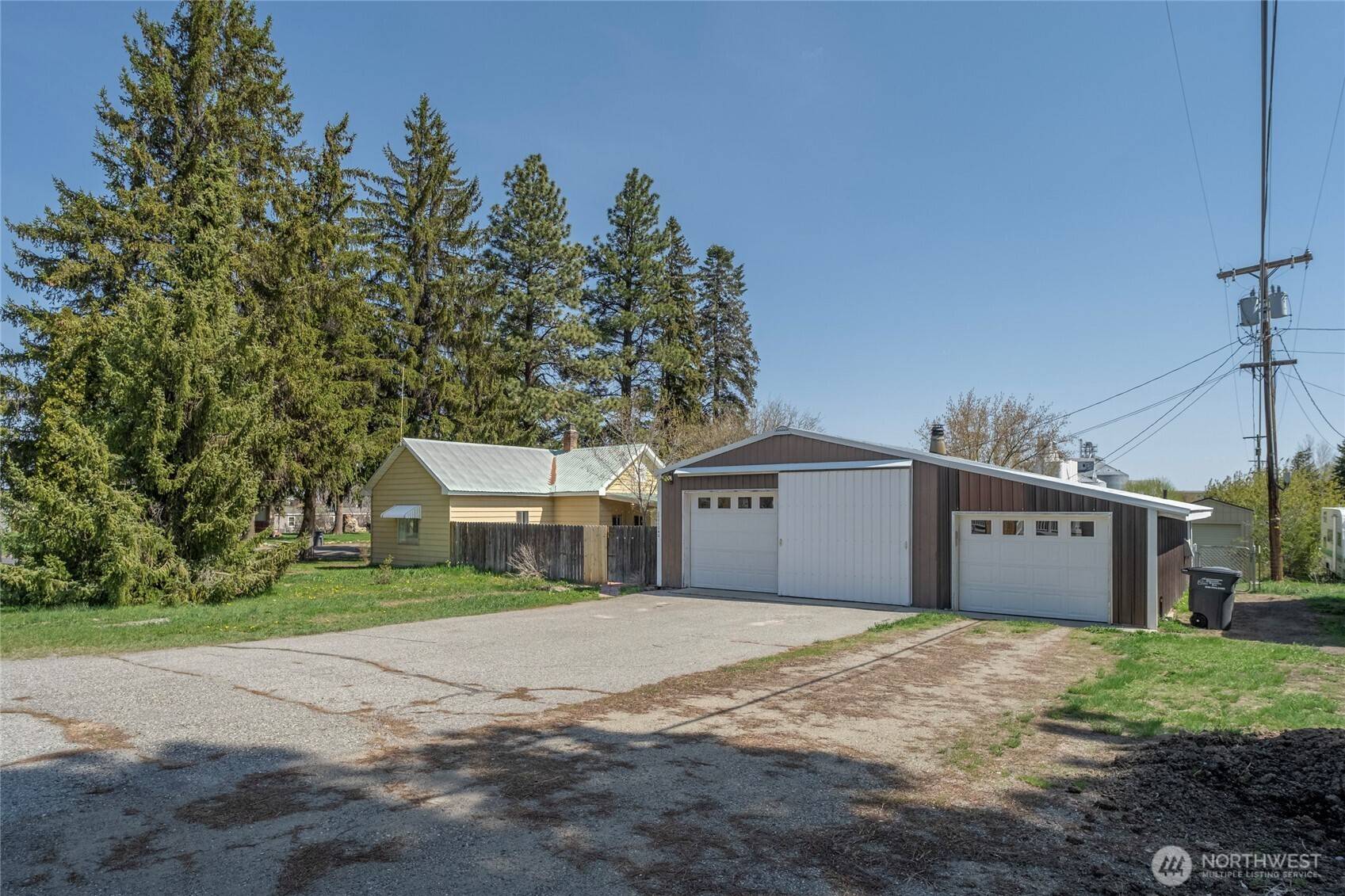 Waterville, WA 98858,202 E 2nd ST
