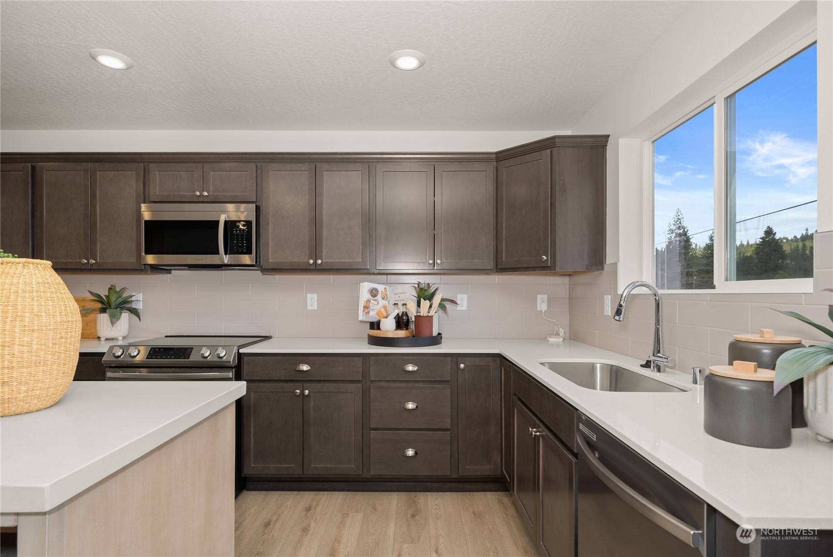 Sultan, WA 98294,1211 17th AVE