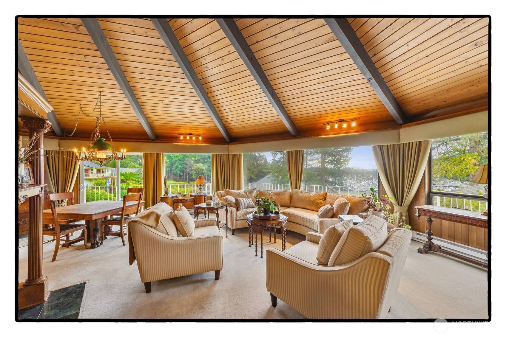 La Conner, WA 98257,448 Modoc PL