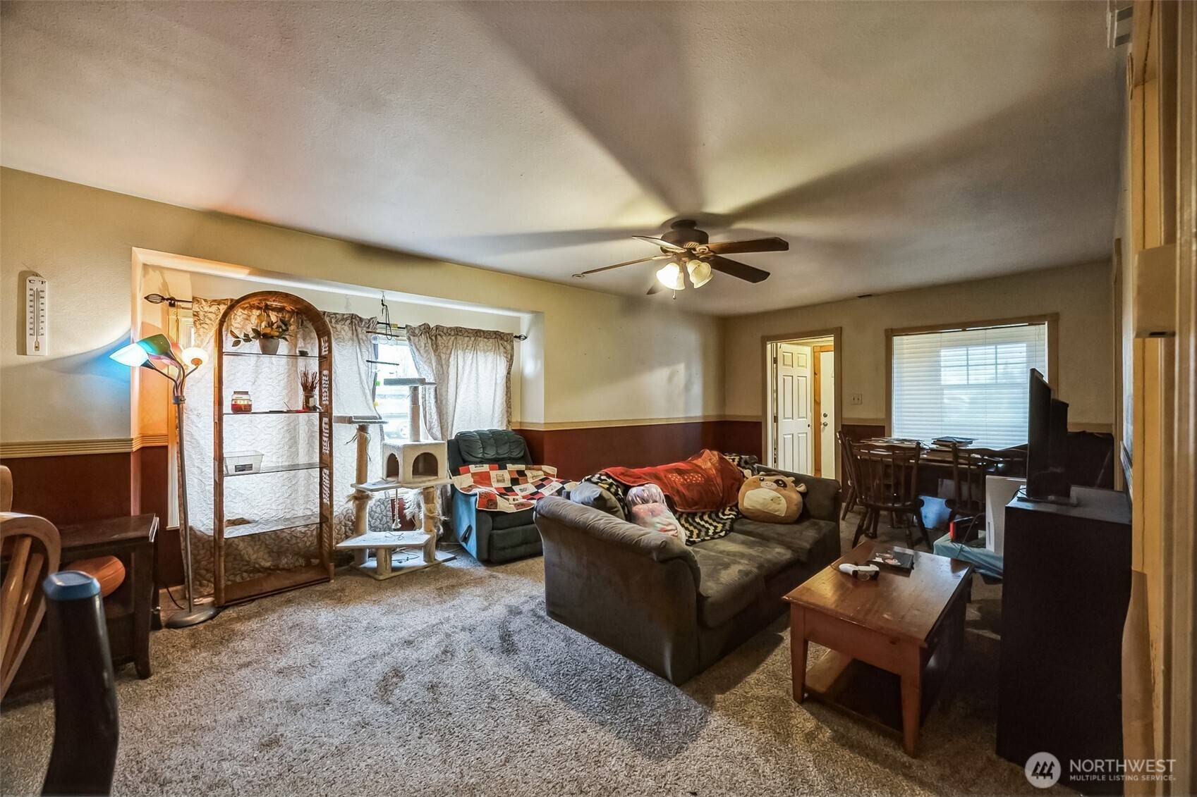 Elma, WA 98541,1002 W Anderson