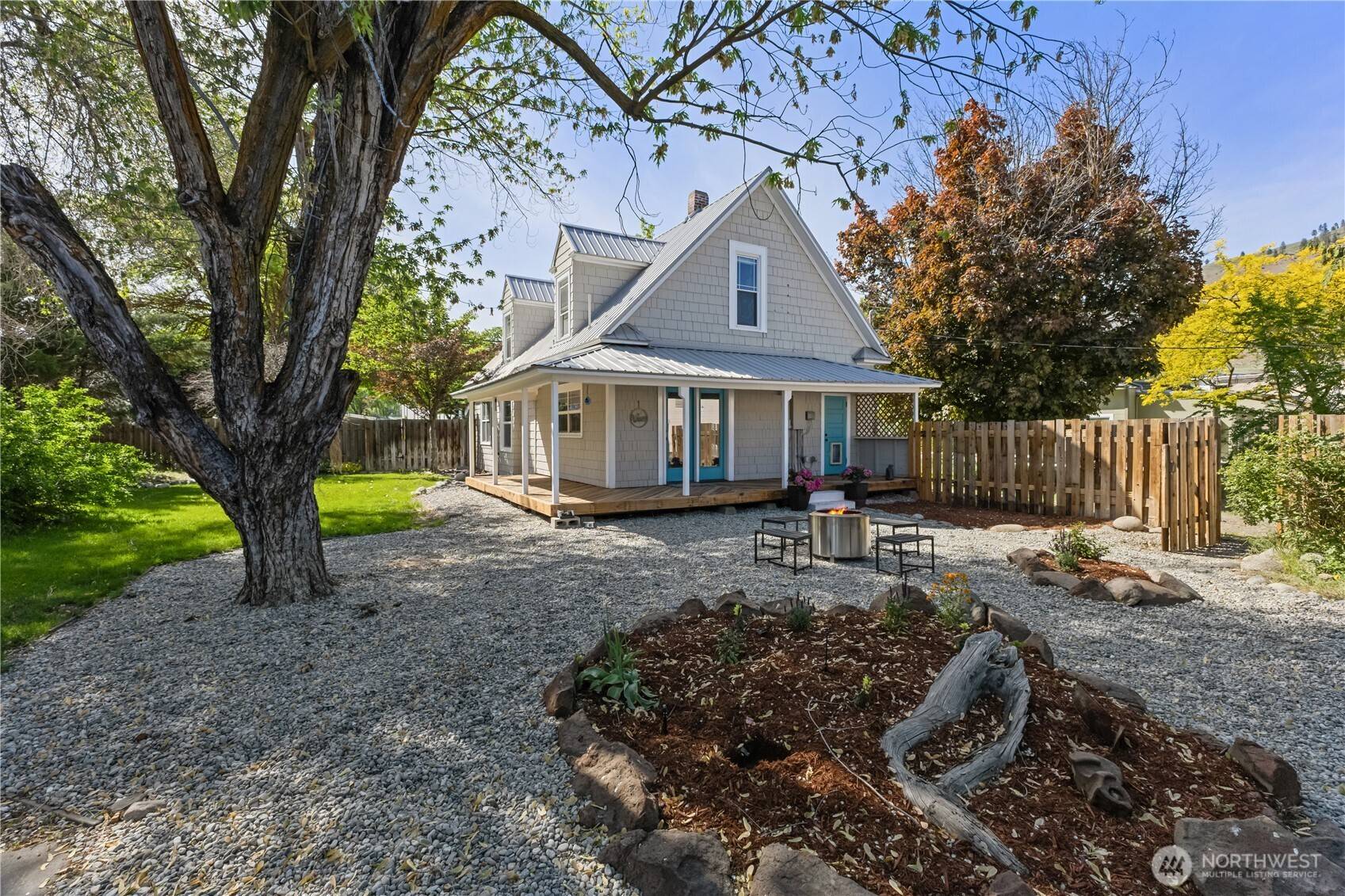 Cashmere, WA 98815,205 S Division
