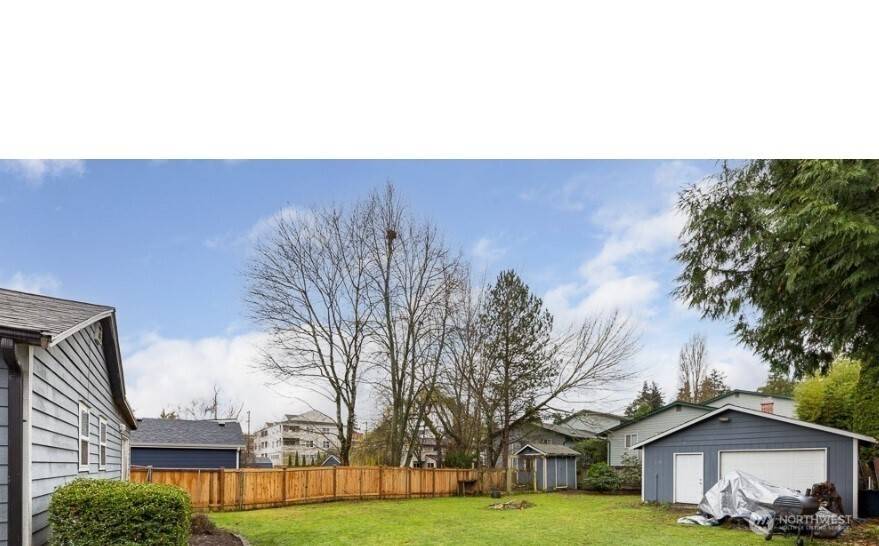 Shoreline, WA 98155,14531 31st AVE NE