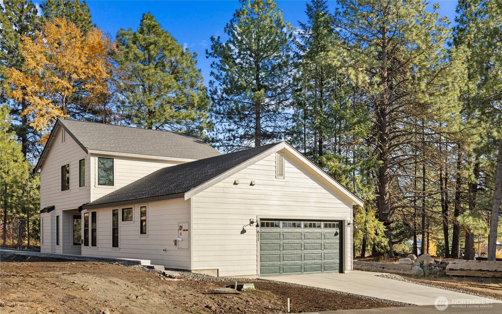 Cle Elum, WA 98922,604 Compass PL #23