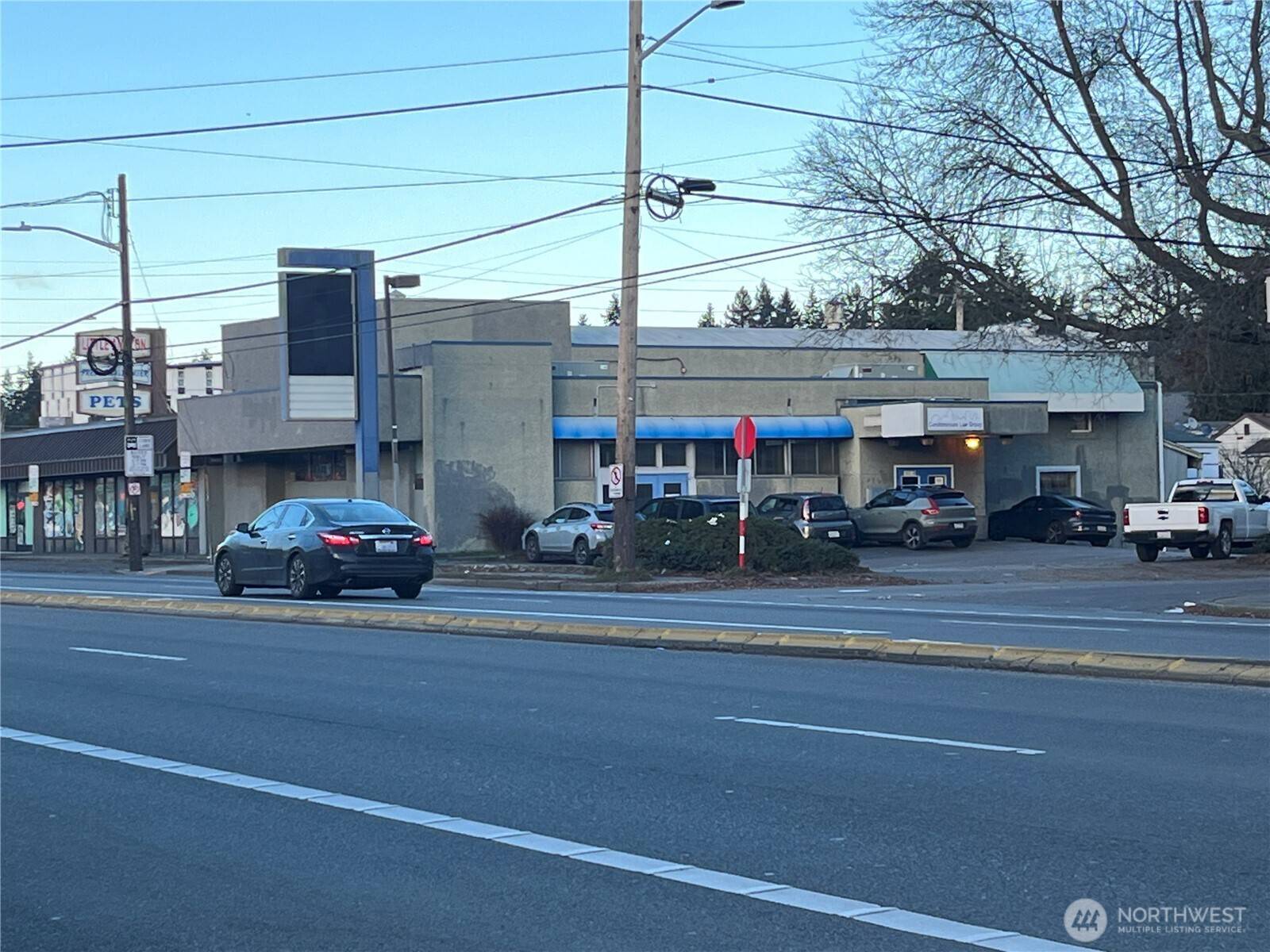 Seattle, WA 98133,10310 Aurora AVE N