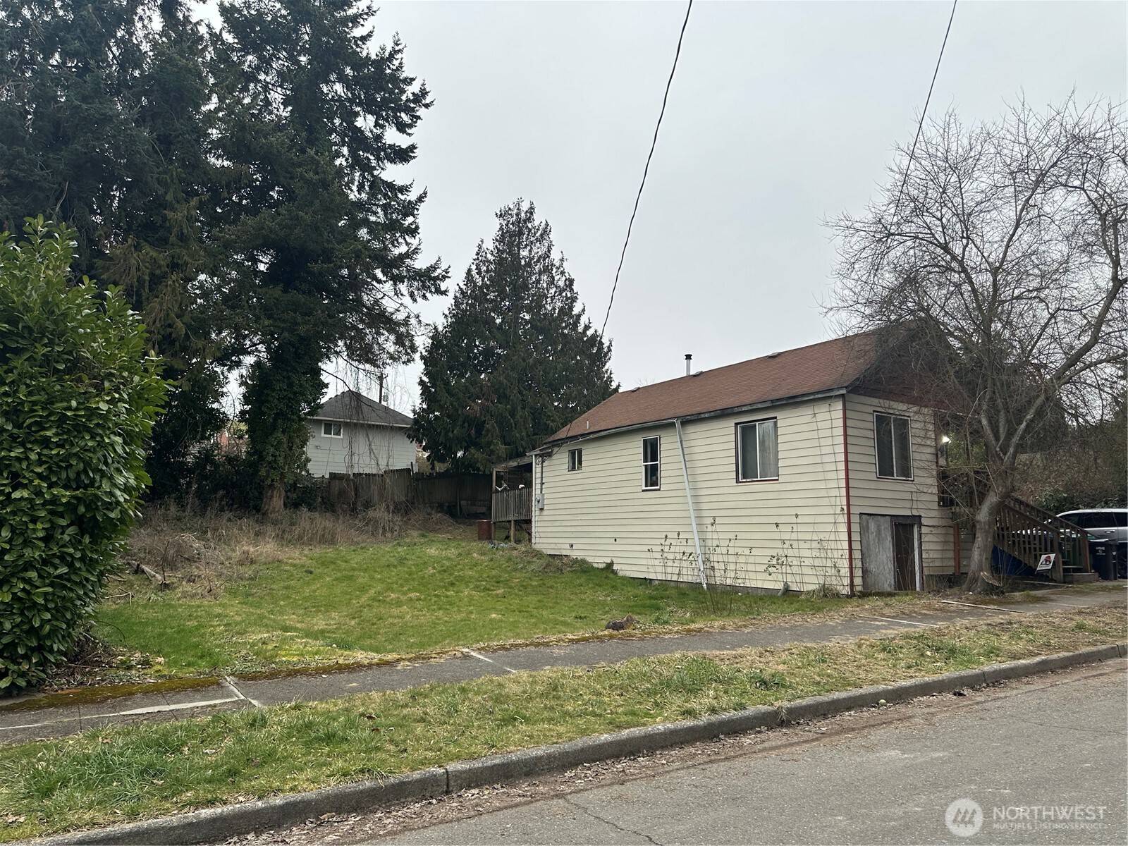 Seattle, WA 98144,1521 xxx 26th AVE S