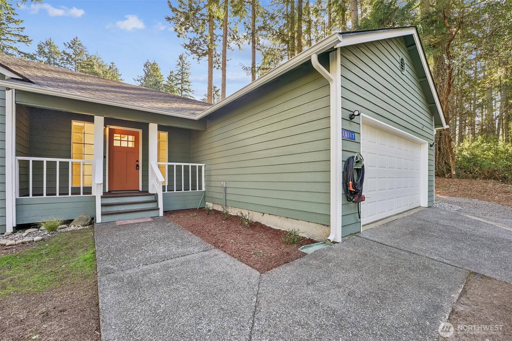 Anderson Island, WA 98303,10117 Cougar PL