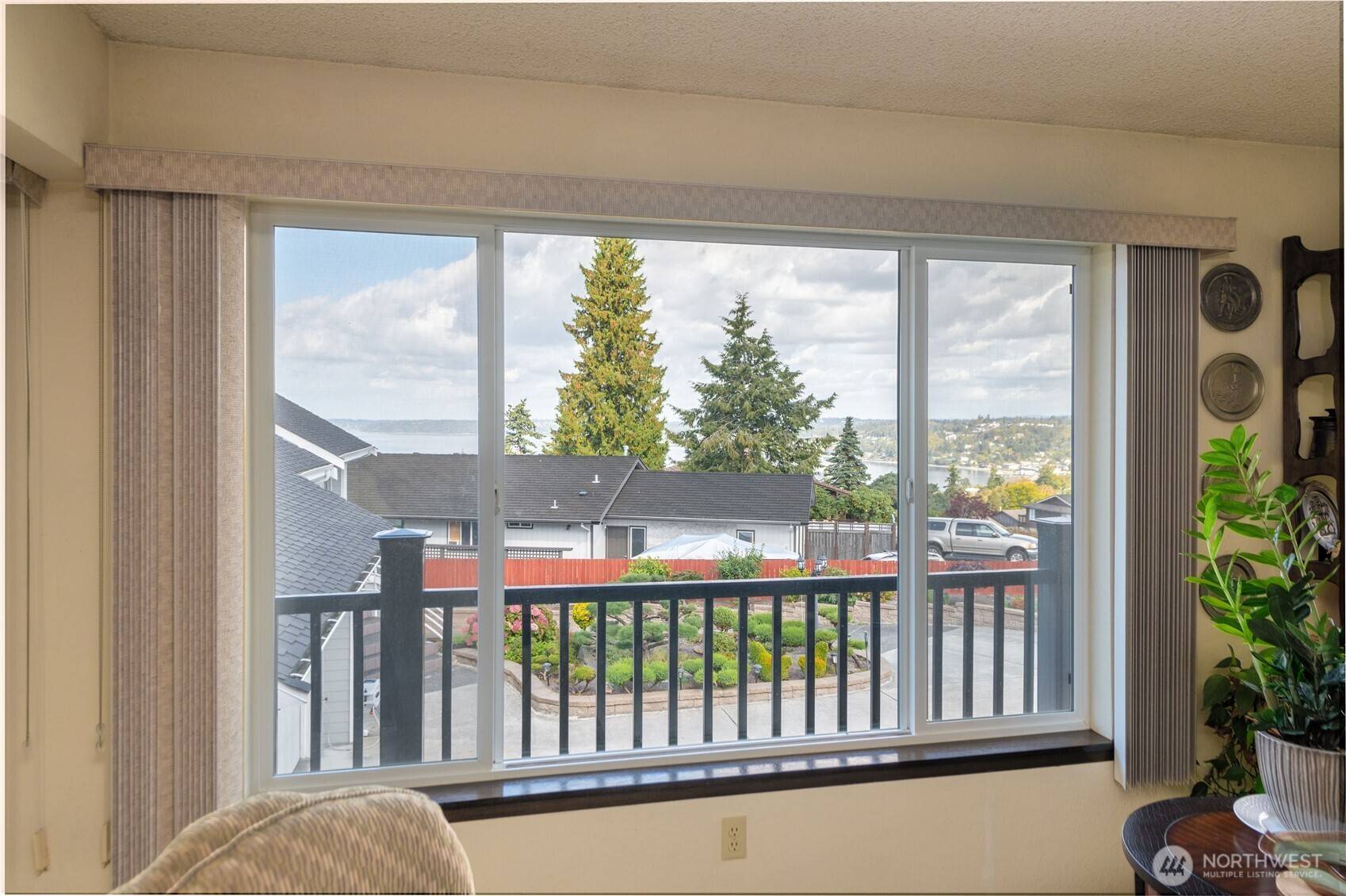 Federal Way, WA 98023,29815 3rd AVE SW