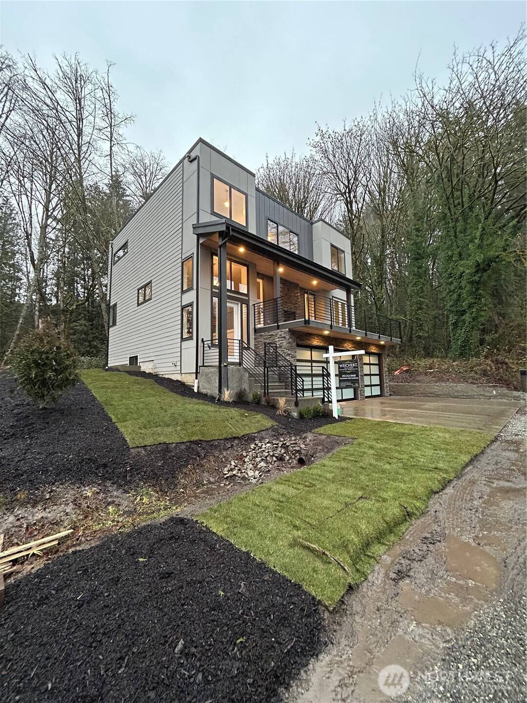 Bellevue, WA 98006,4628 125th AVE SE