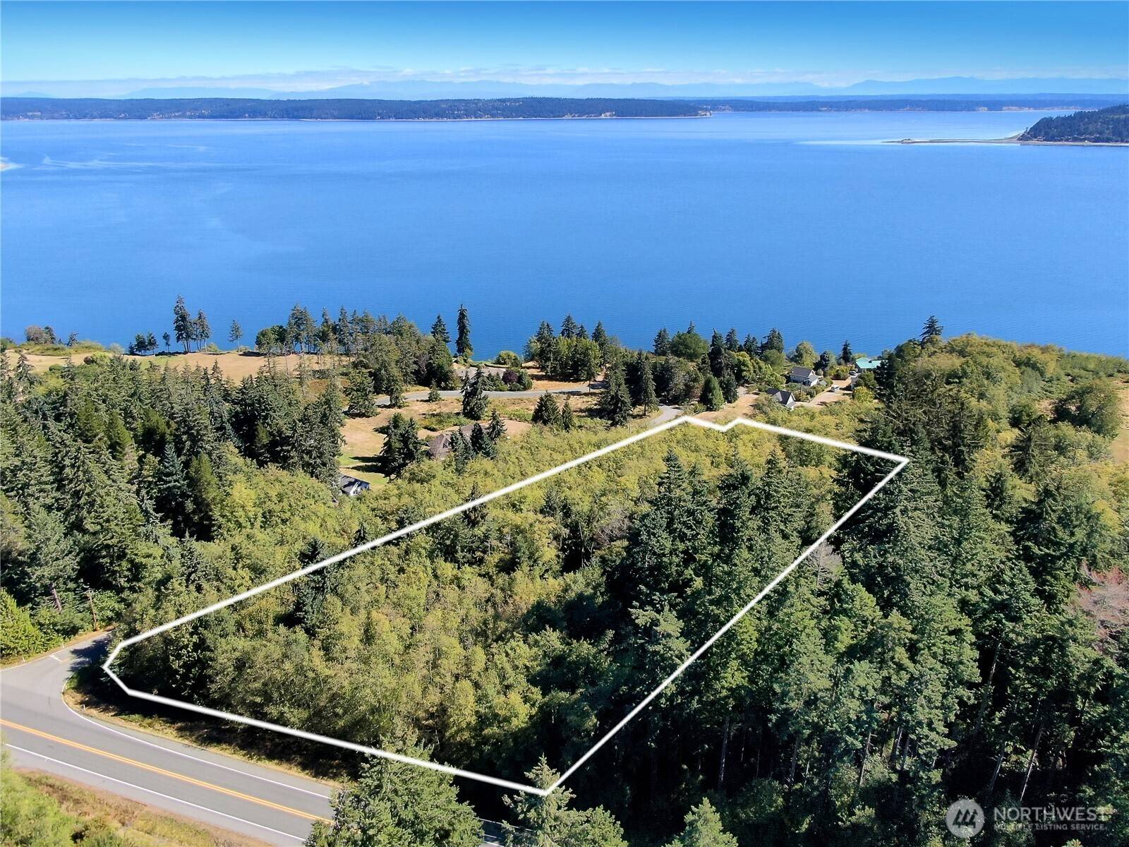 Greenbank, WA 98239,0 NHN Leaf LN