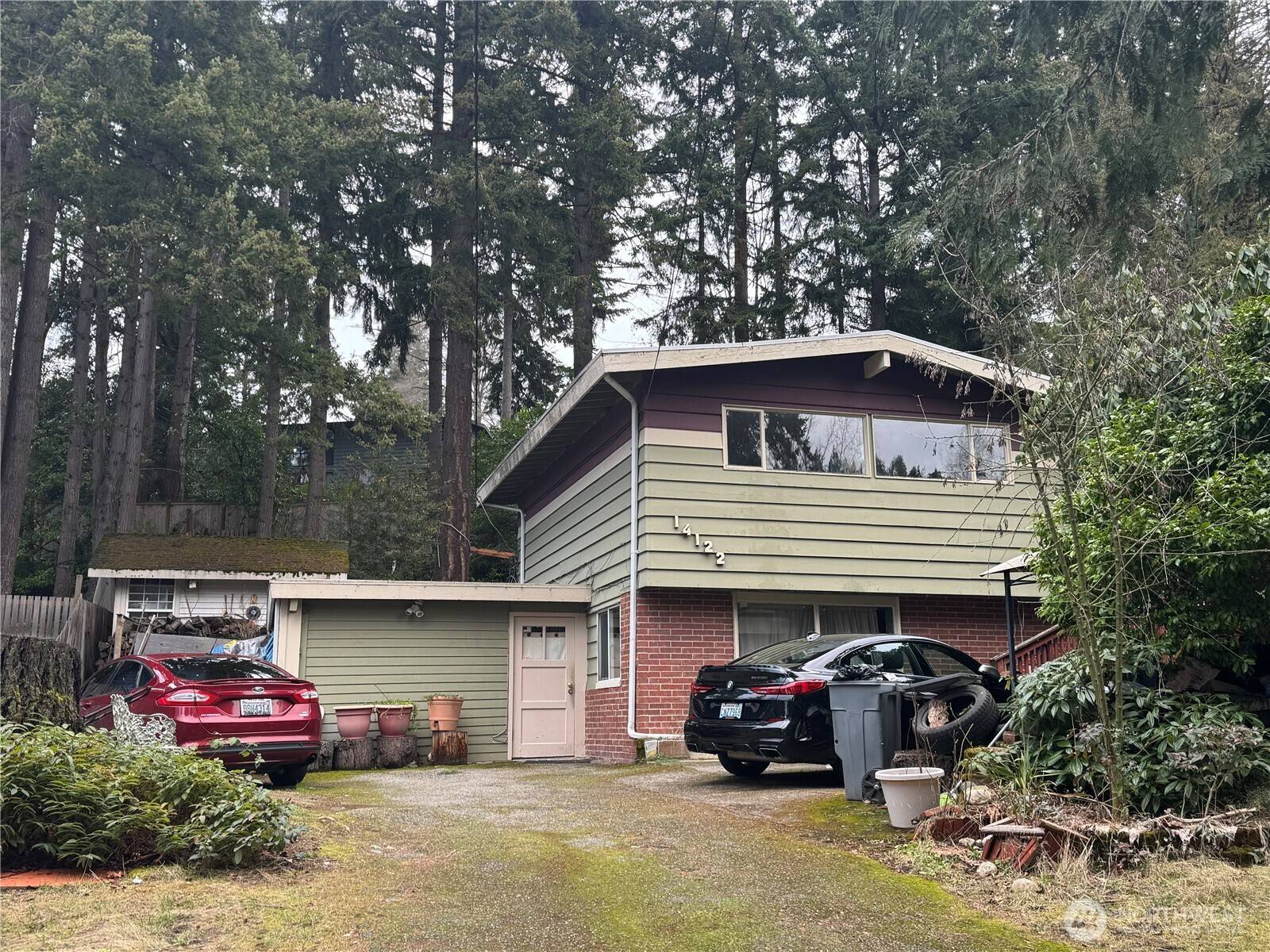 Bellevue, WA 98006,14122 SE Allen RD