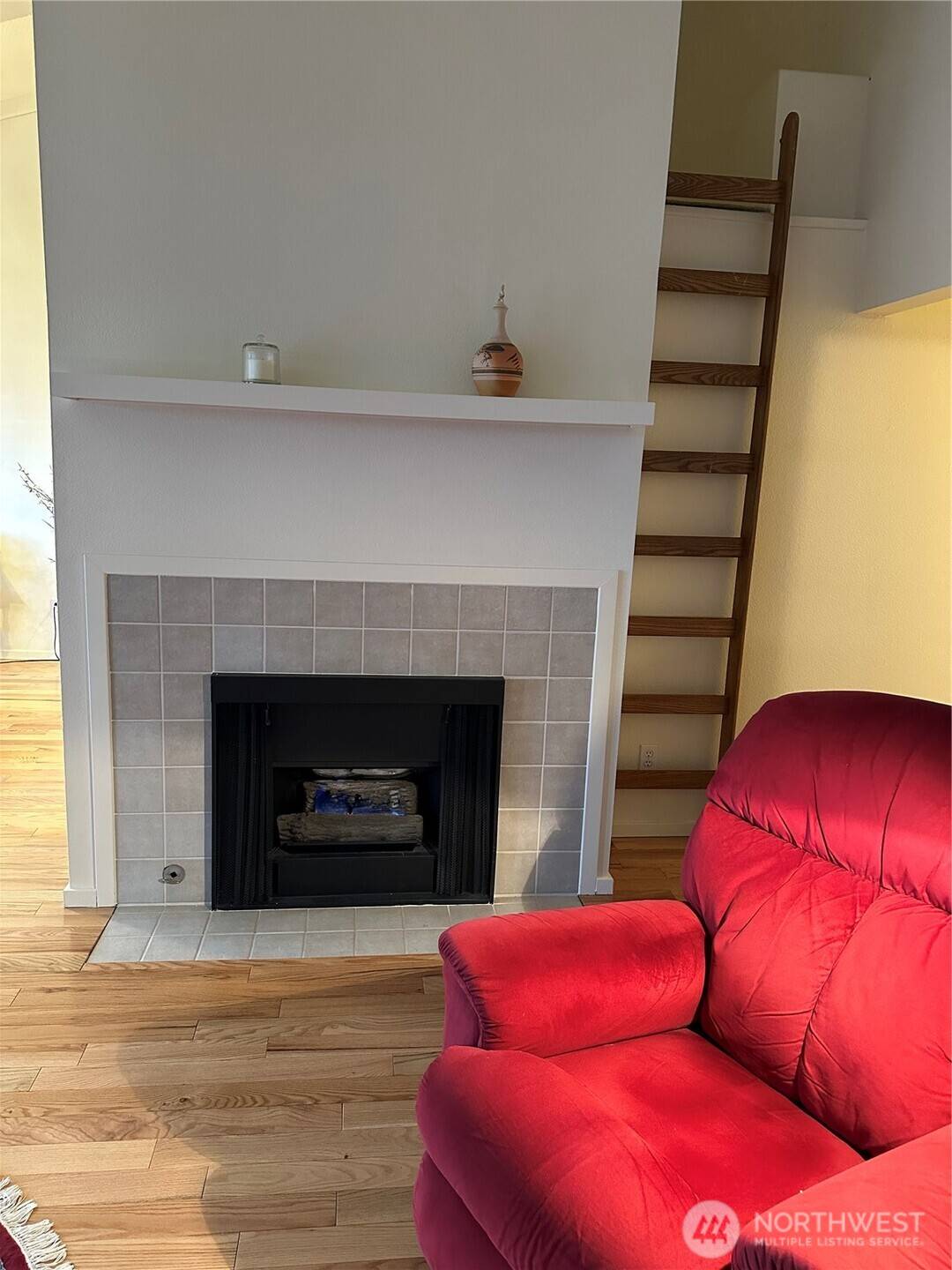 Olympia, WA 98506,908 East Bay DR NE #305